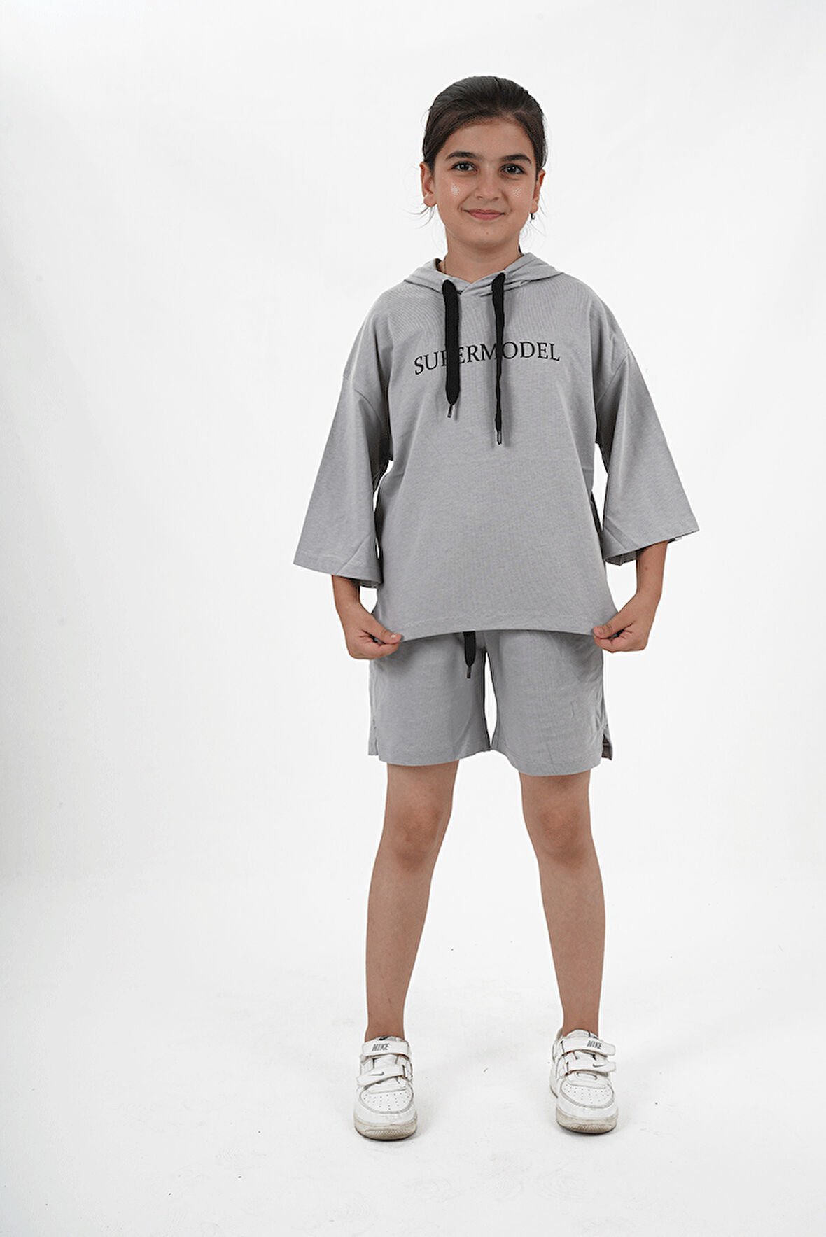 Kız Çocuk İki İplik Kumaş Kapüşonlu Şortlu Takım