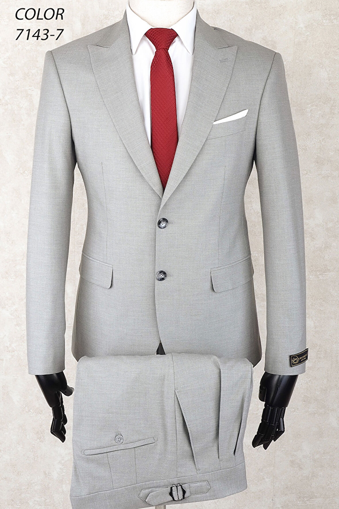 Slim Fit İki Düğme Sivri Yaka Çift Yırtmaç Tokalı ve Pileli Pantolon Drop 6  Takım Elbise