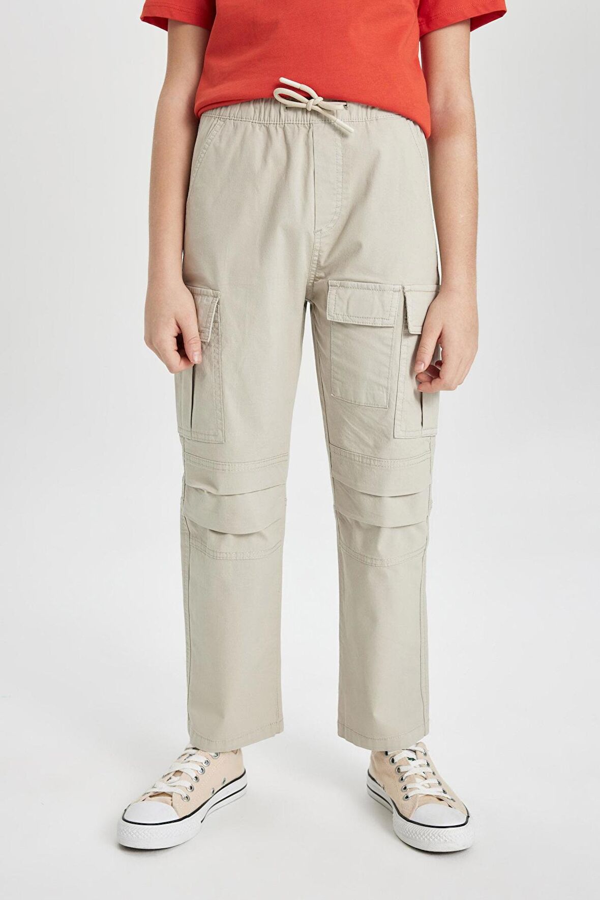 DeFacto Erkek Çocuk Kargo Cepli Düz Paça Gabardin Pantolon B5924A824SPBG732