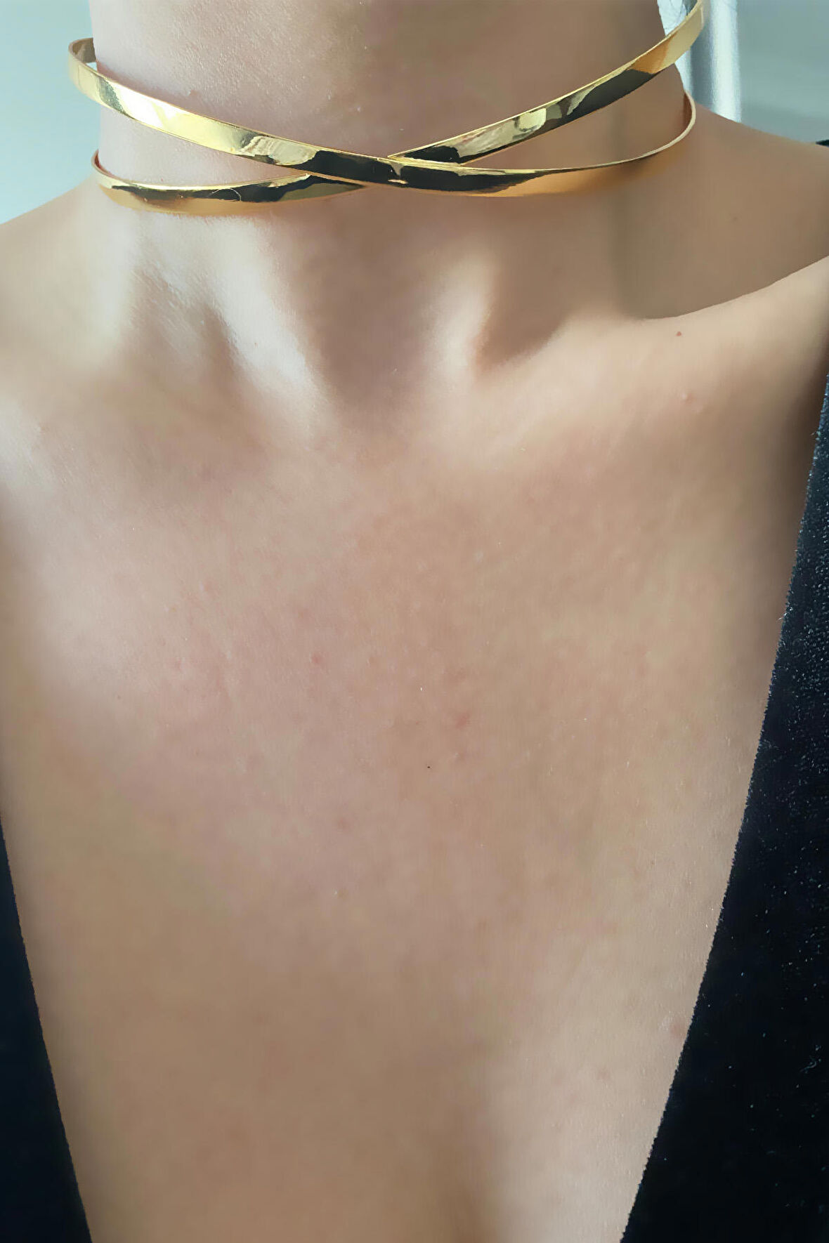 Çapraz Tasarım Choker Tasma Kolye