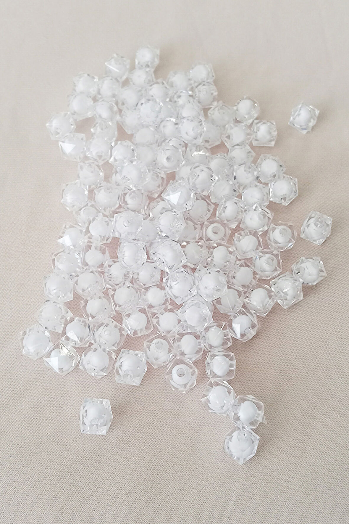 Küp Boncuk İçten Boncuklu Bileklik Çanta Boncuğu 10 mm 50 gr Beyaz - BNC456