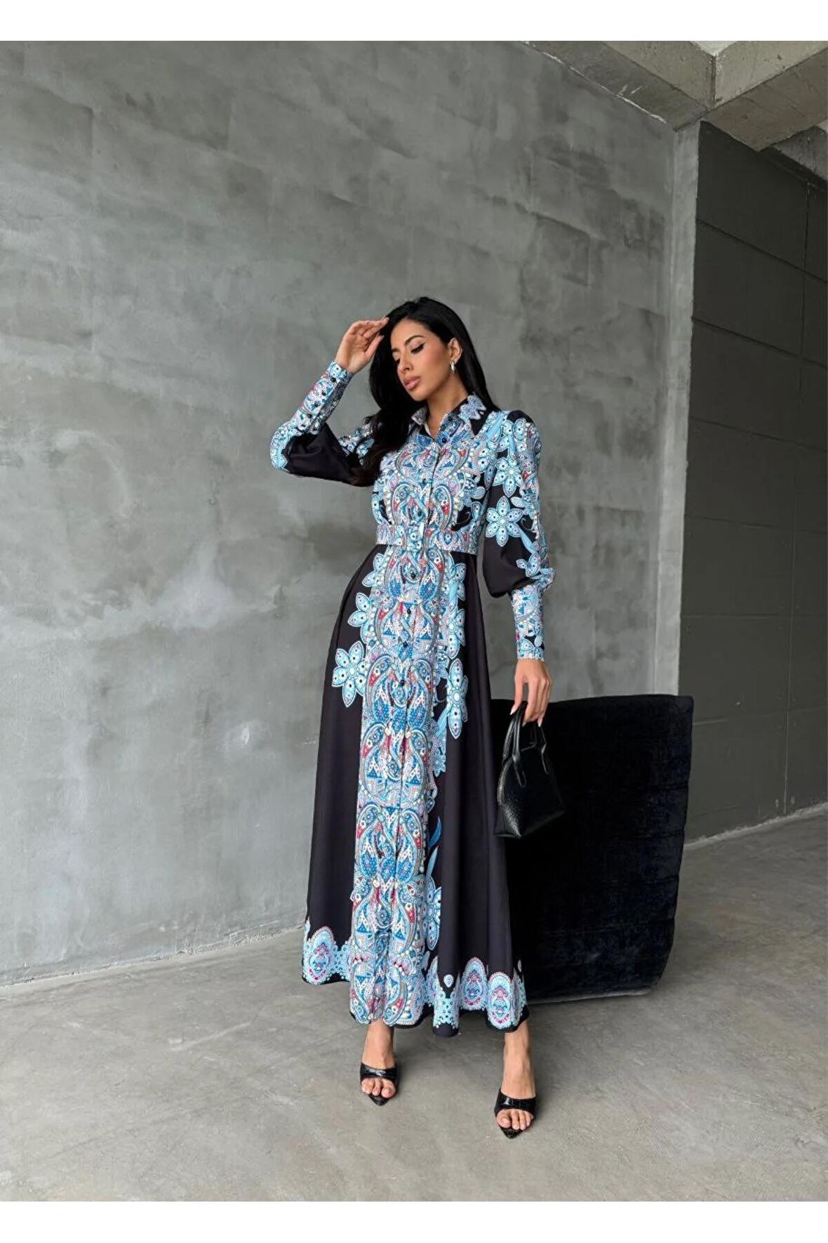 Atlas Kumaş Elbise (Kemer Dahildir)-Siyah