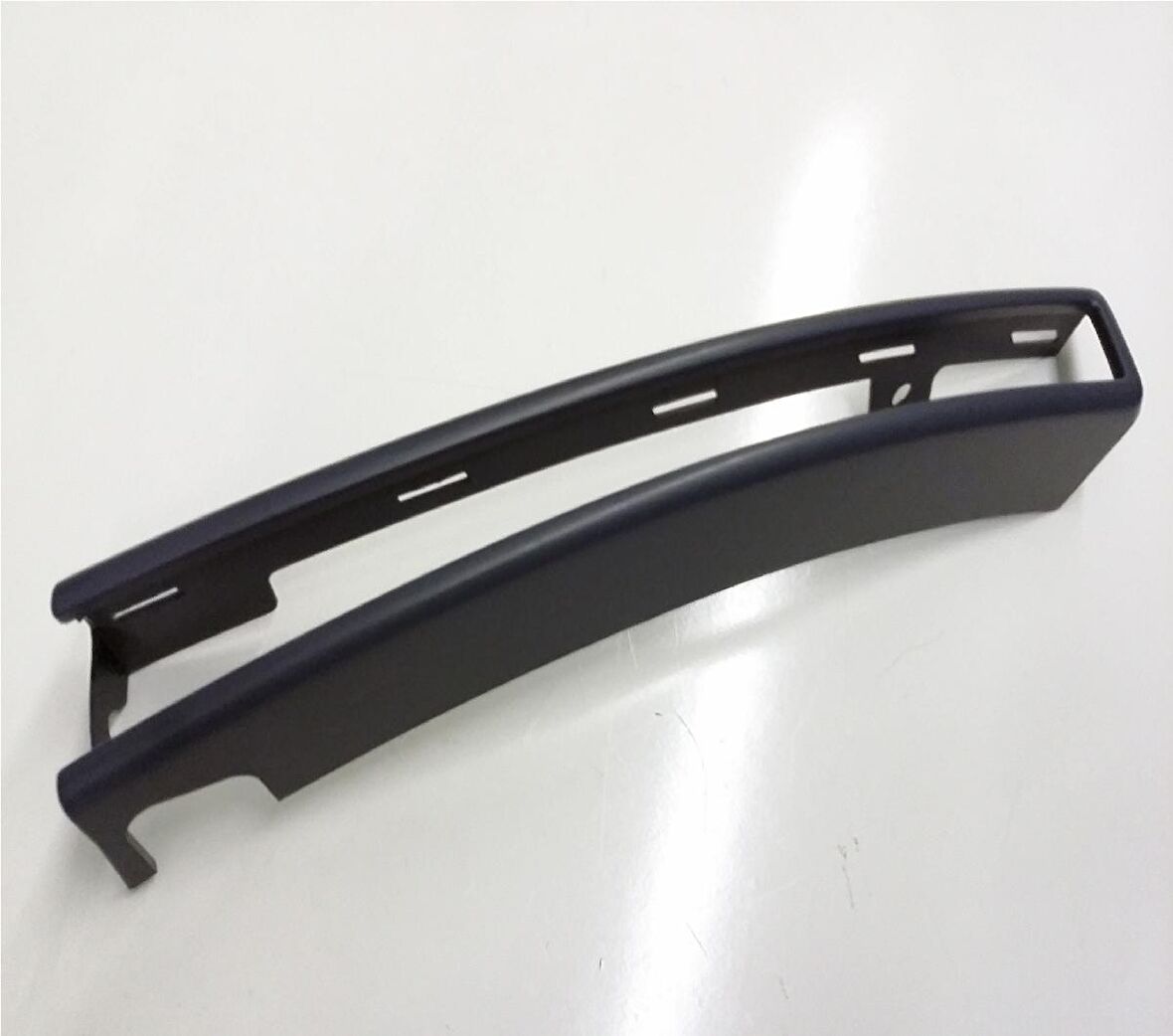 Volkswagen Passat B6 2006 - 2011 Sinyal Çerçevesi Sol Taraf 422336021 