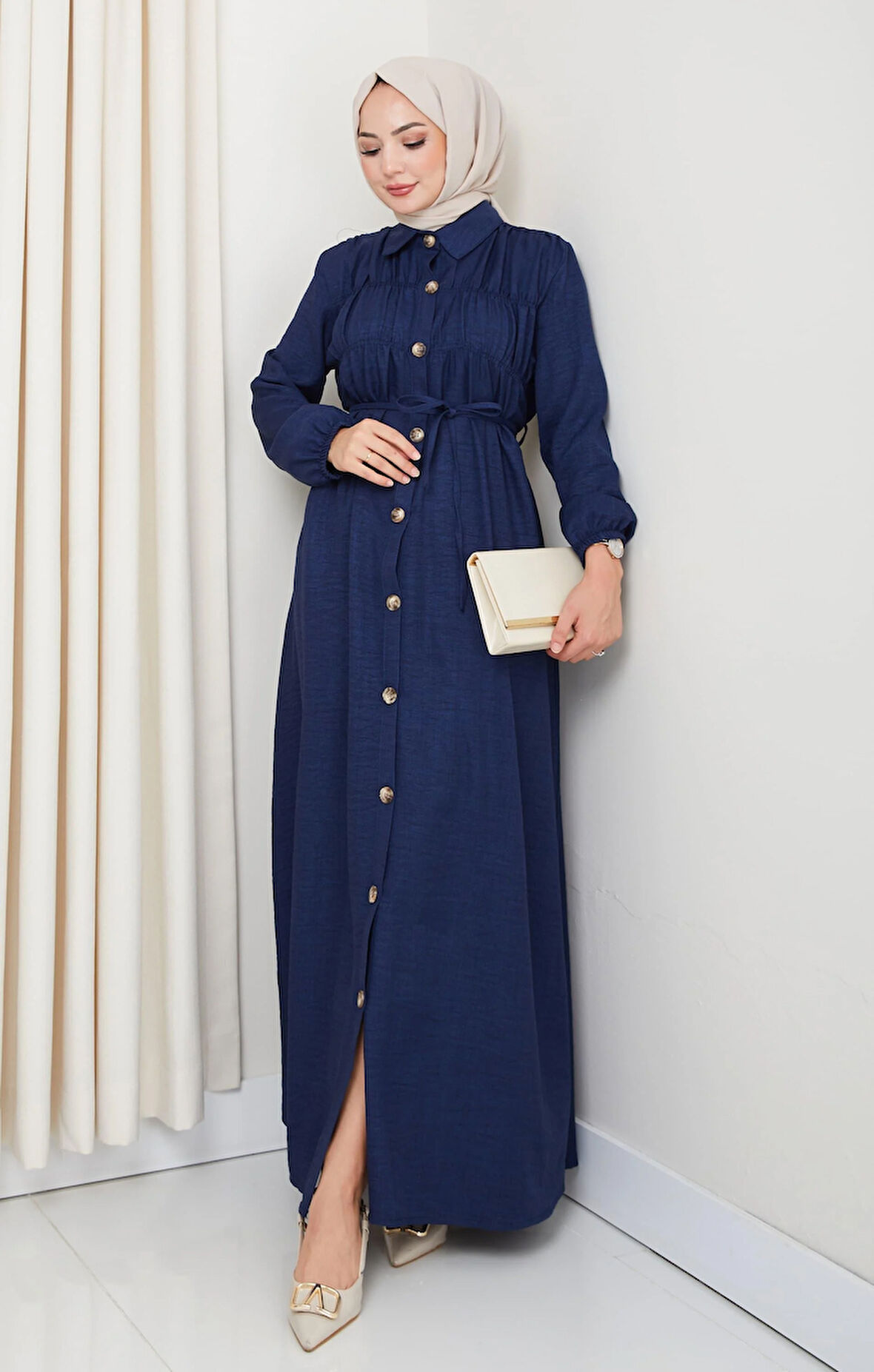 Kadın Büzgü Detaylı Kuşaklı Düğmeli Lacivert Elbise