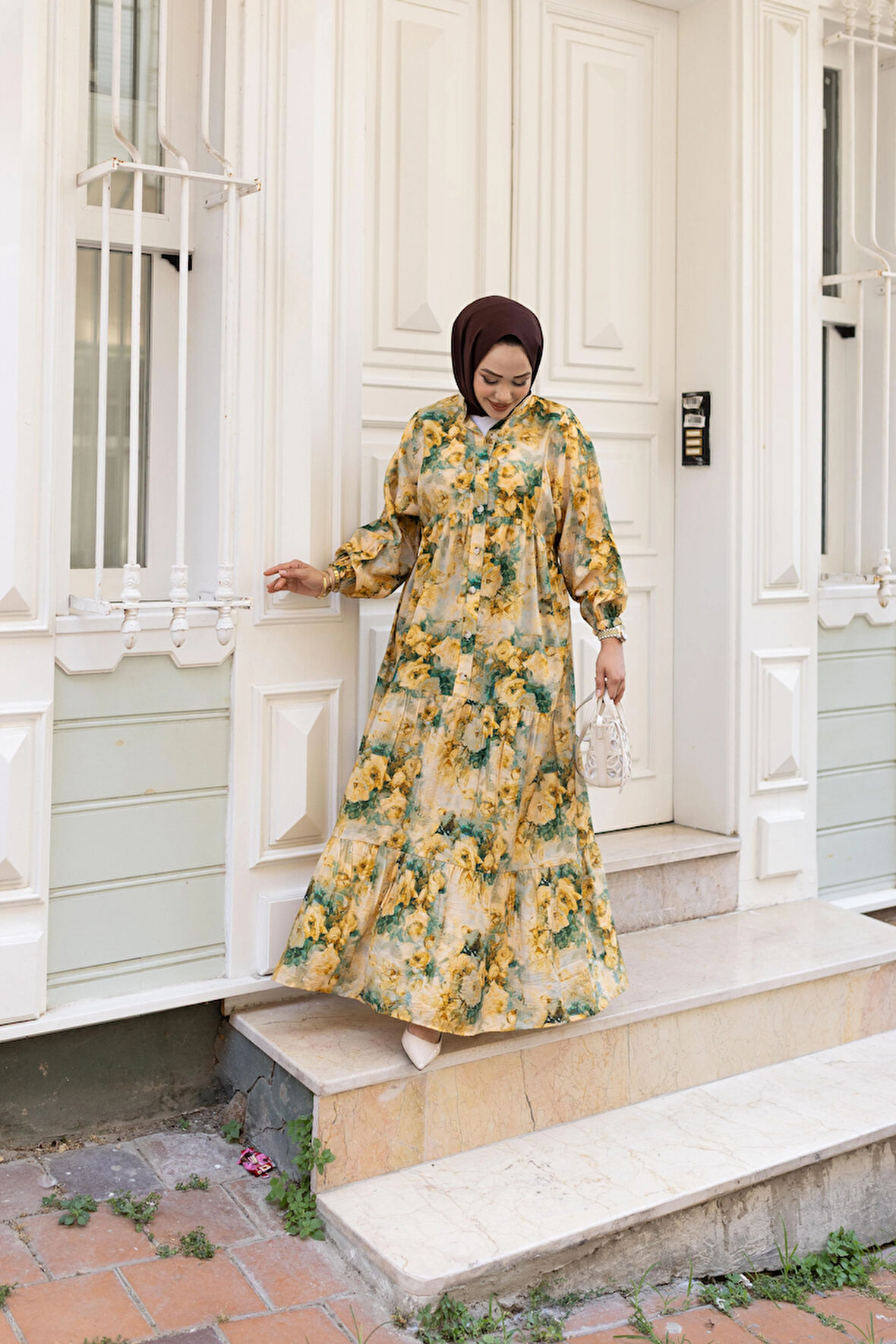 Kadın Çiçek Desenli Viskon Düğmeli Sarı Elbise