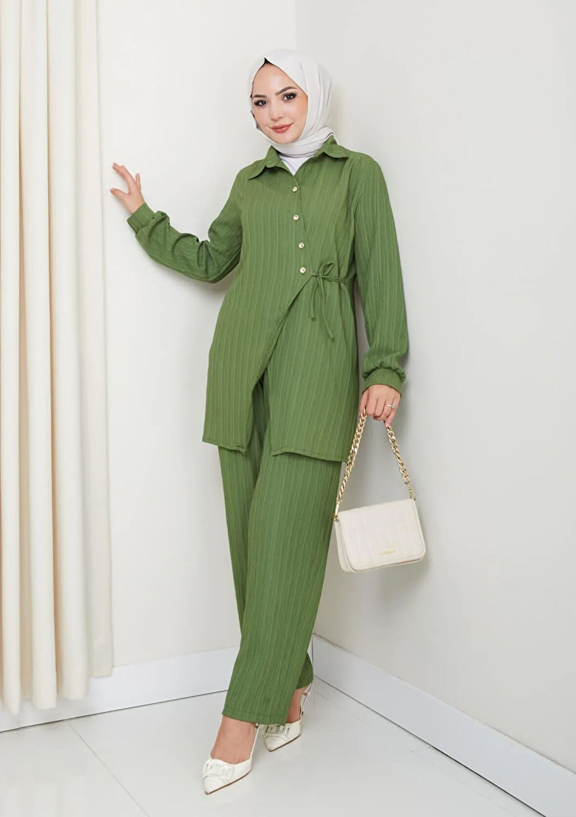 Kadın Kuşaklı Düğmeli Çilek Kumaş Yeşil İkili Takım