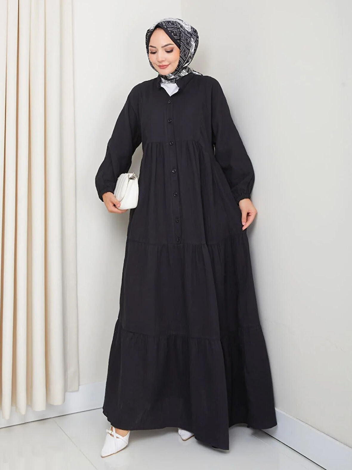 Kadın Düğmeli Kat Detaylı Siyah Keten Elbise