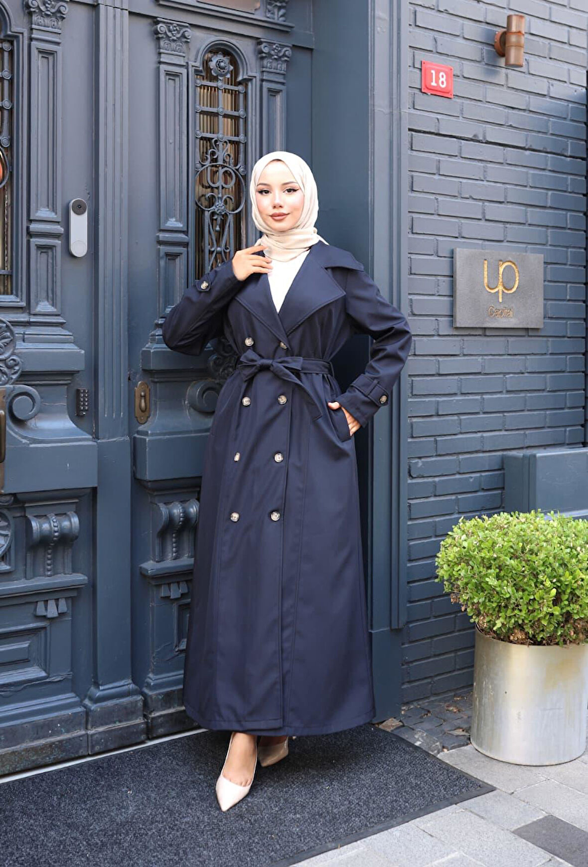 Kadın Kuşaklı Çift Düğmeli Astarlı Bondit Lacivert Trençkot