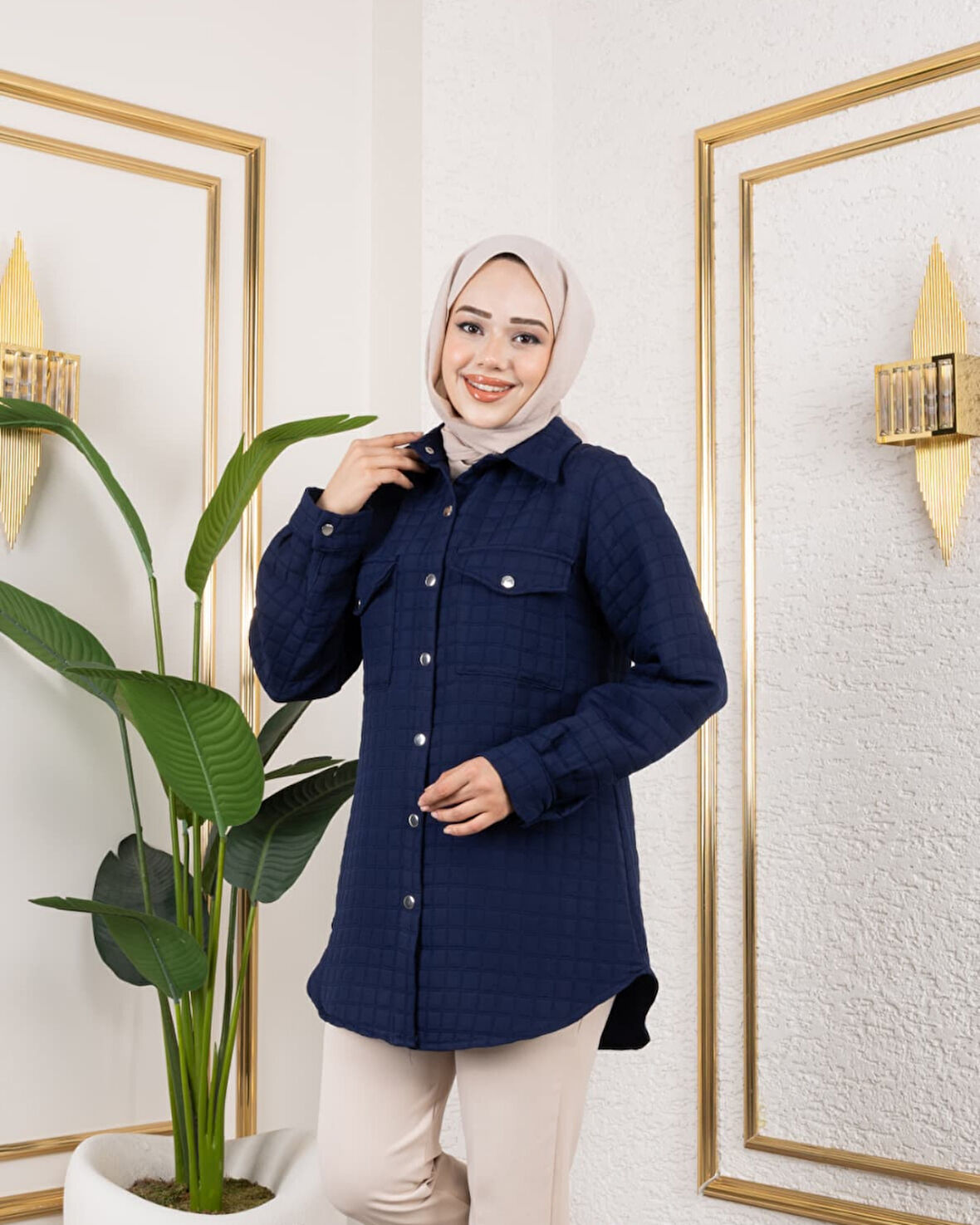 Kadın Cep Detaylı Kapitone Kumaş Çıtçıtlı Lacivert Tunik