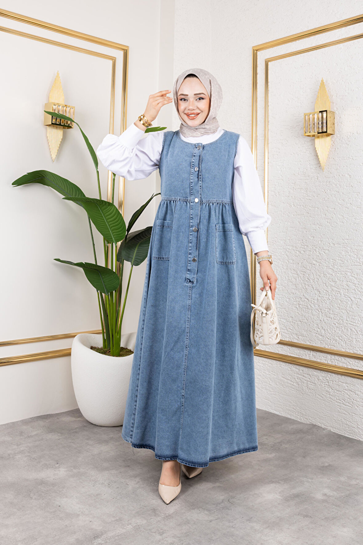 Kadın Düğmeli Bel Büzgülü Mavi Kot Jile