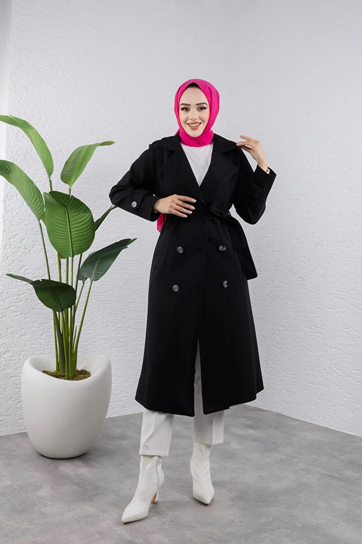 Kadın Kuşaklı Kaşe Kaban