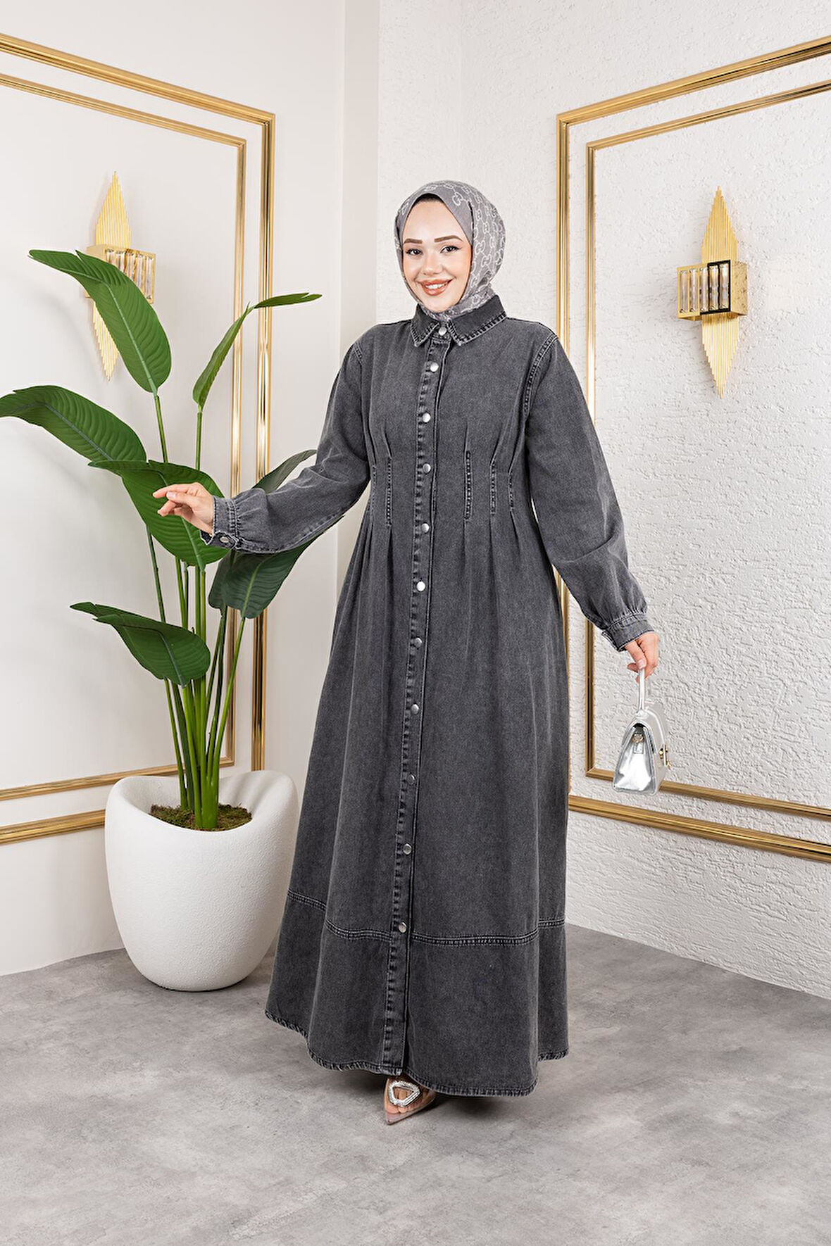 Beli Büzgülü Düğmeli Kot Elbise Siyah