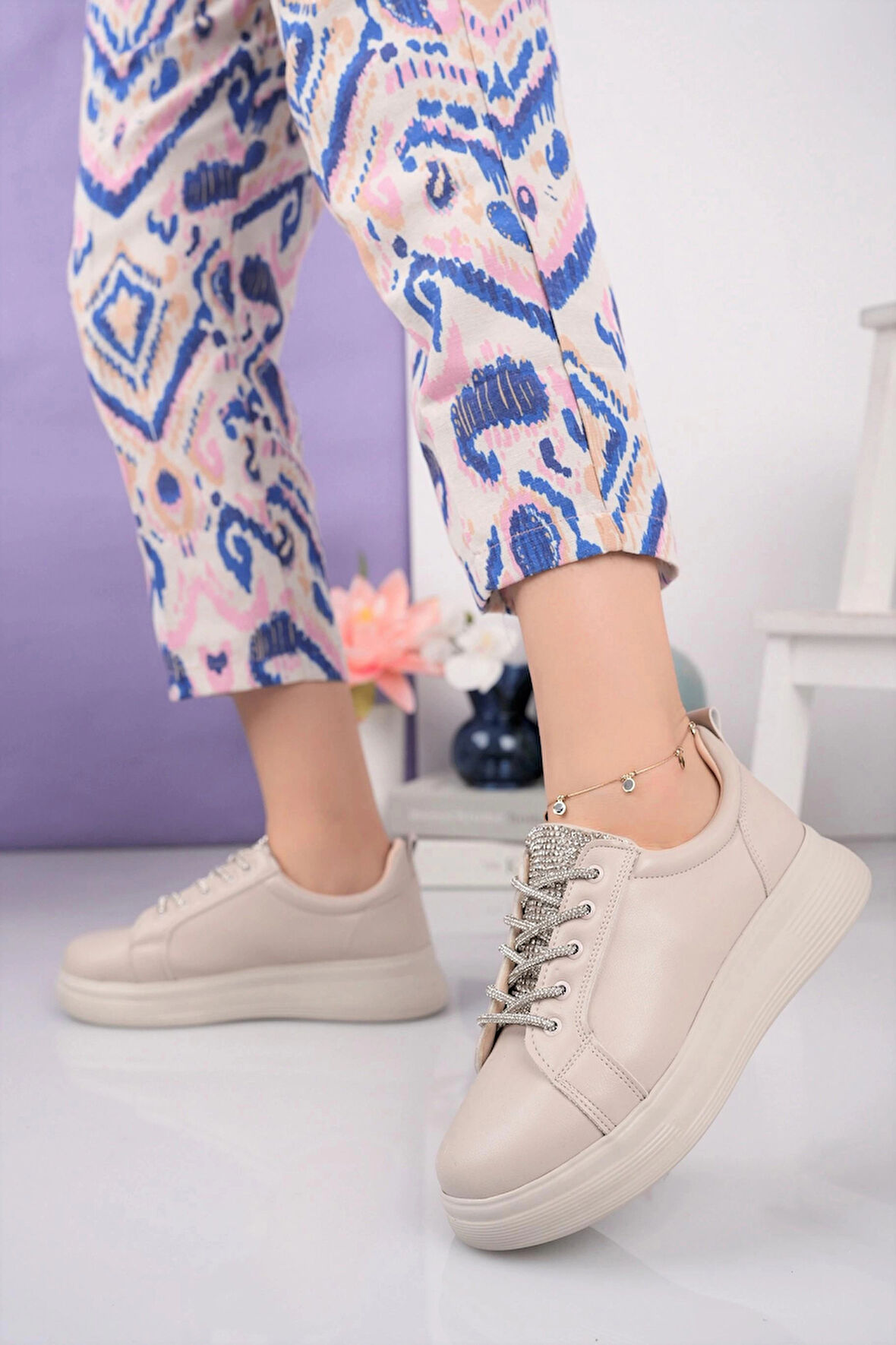 Nesil Shoes Dvm 840 Ten Dili Taşlı Kadın Sneakers