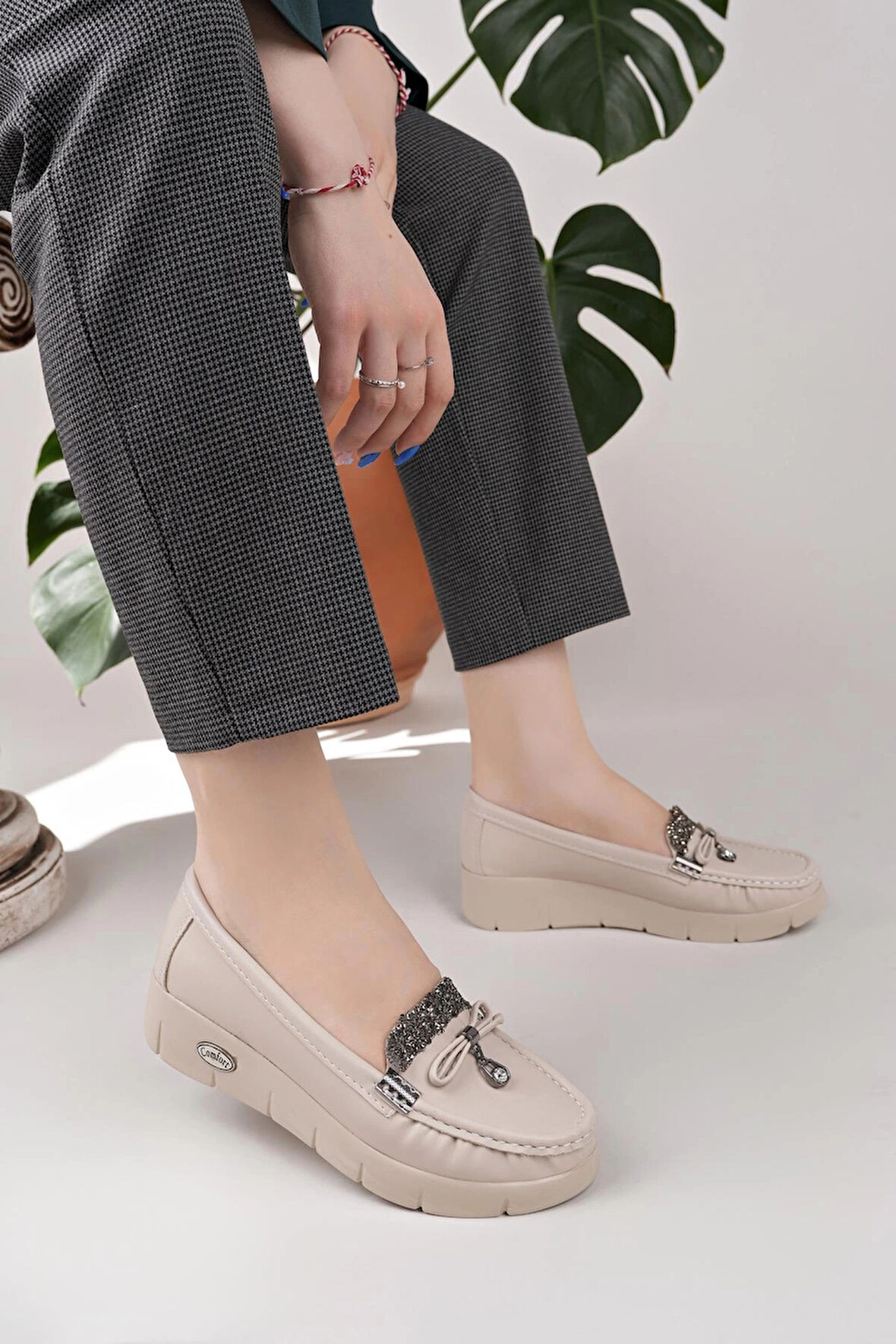 Nesil Shoes Nstar 400 Bej Cilt Anatomik Günlük Kadın Ayakkabı