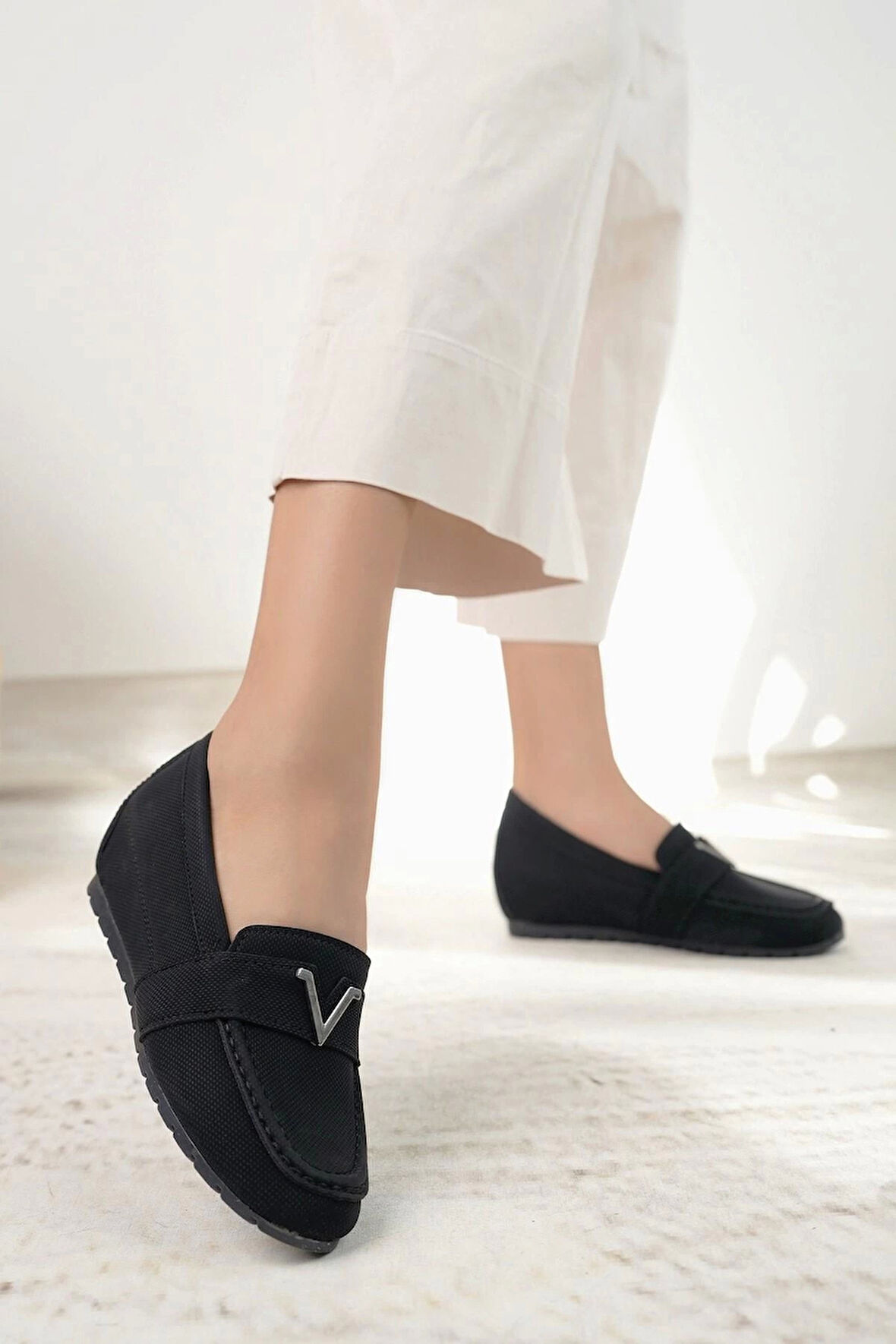 Nesil Shoes Minal GD06 Siyah Gizli Topuk Kadın Ayakkabı
