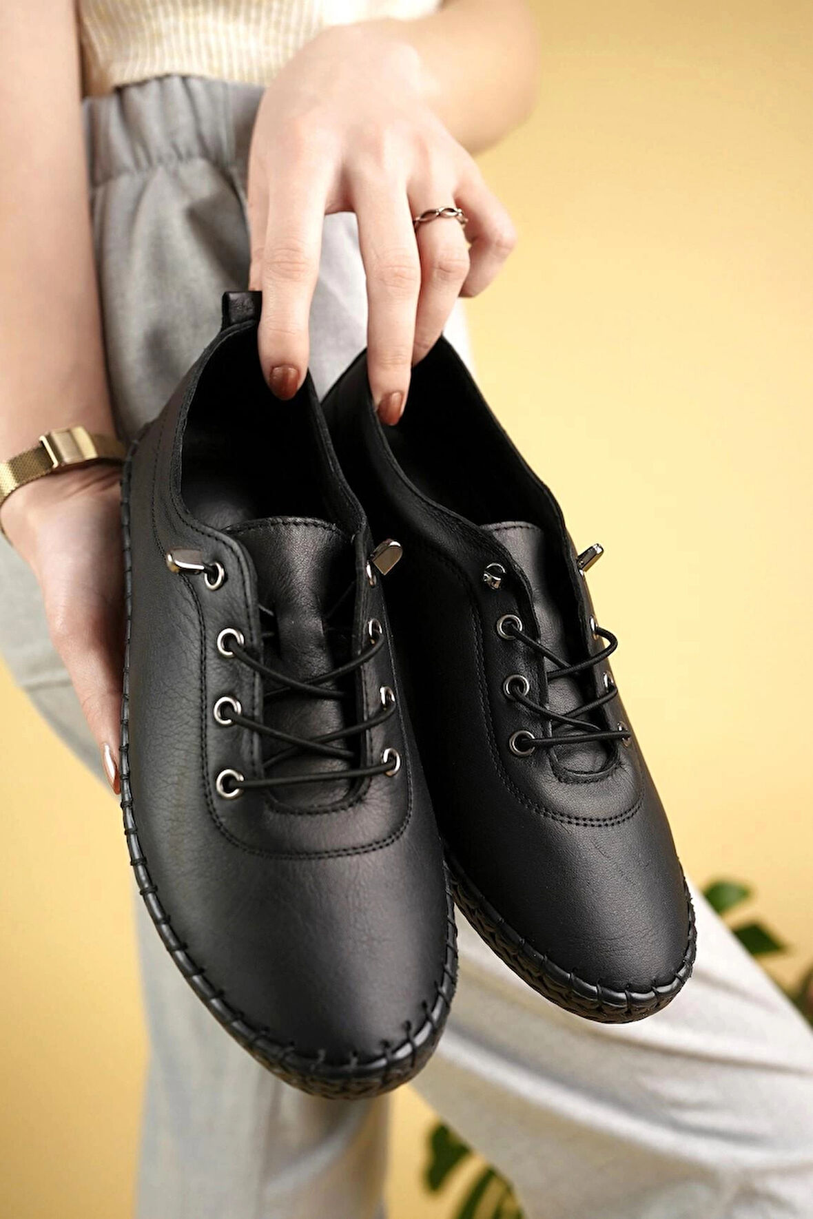 Maria 300 Siyah Hakiki Soft Deri Günlük Kadın Ayakkabı