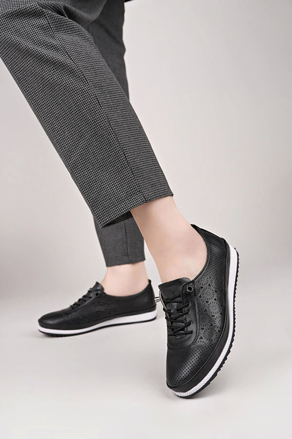 Nesil Shoes Sdf 701-3 Siyah İçi Deri Günlük Kadın Ayakkabı