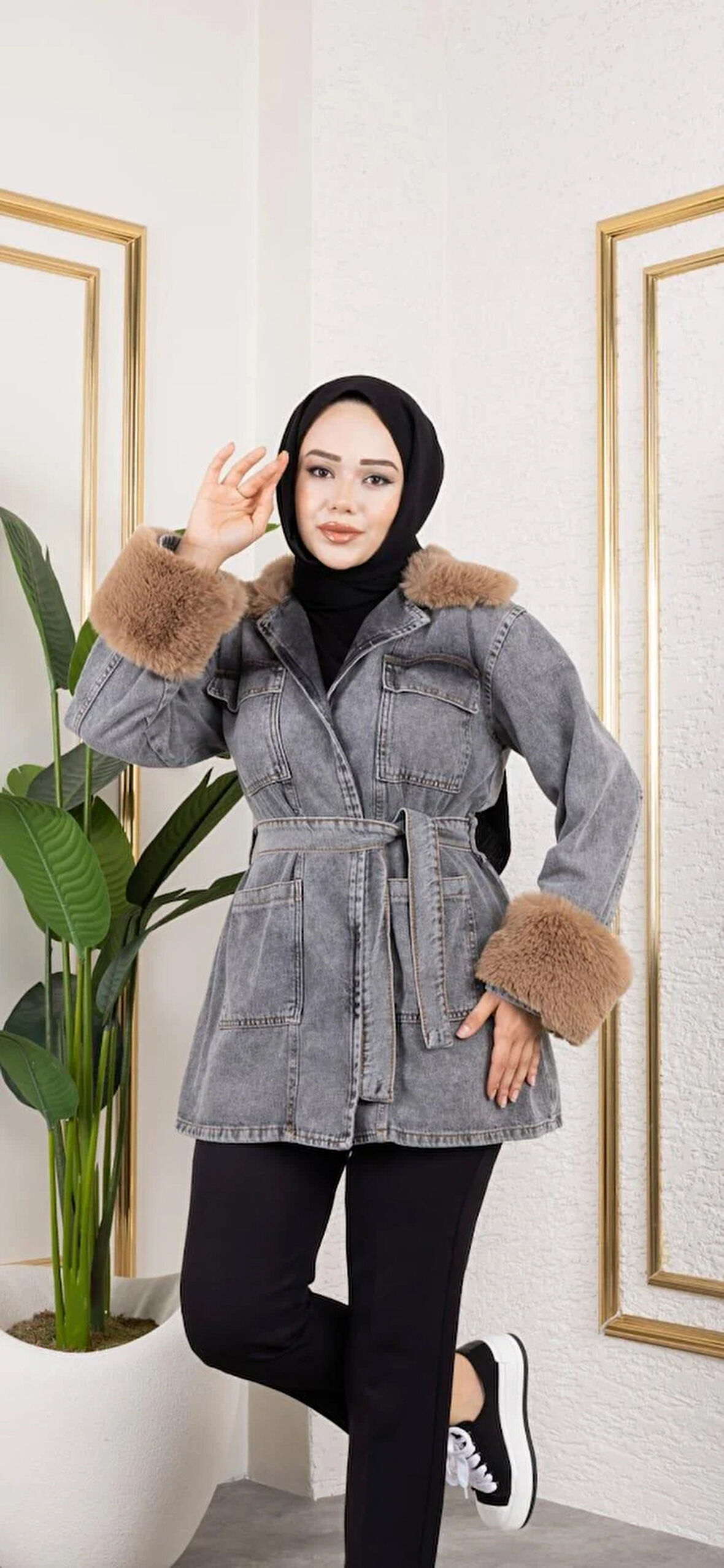 Kadın Kemerli Cepli Kürk Detaylı Kot Siyah Ceket