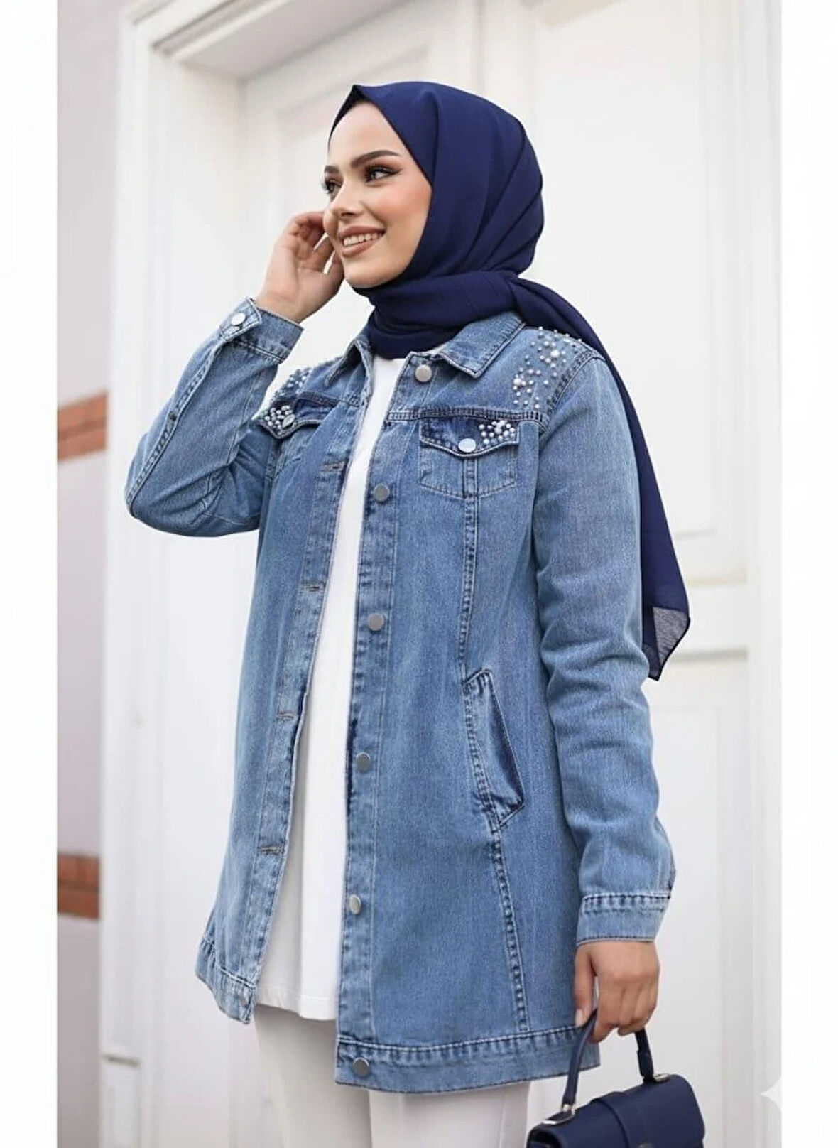 Kadın Boncuk İşlemeli Denim Kot Mavi Ceket