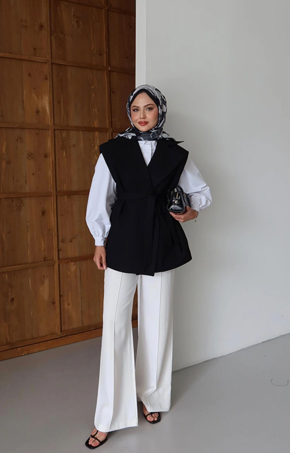 Zynra Tesettür Yelek TNS-4248