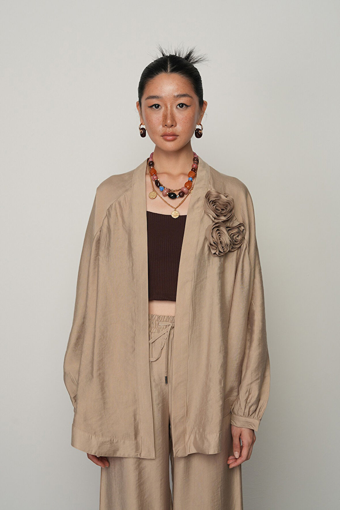 Kadın Gül Detaylı Düz Renk Oversize Kesim Kimono