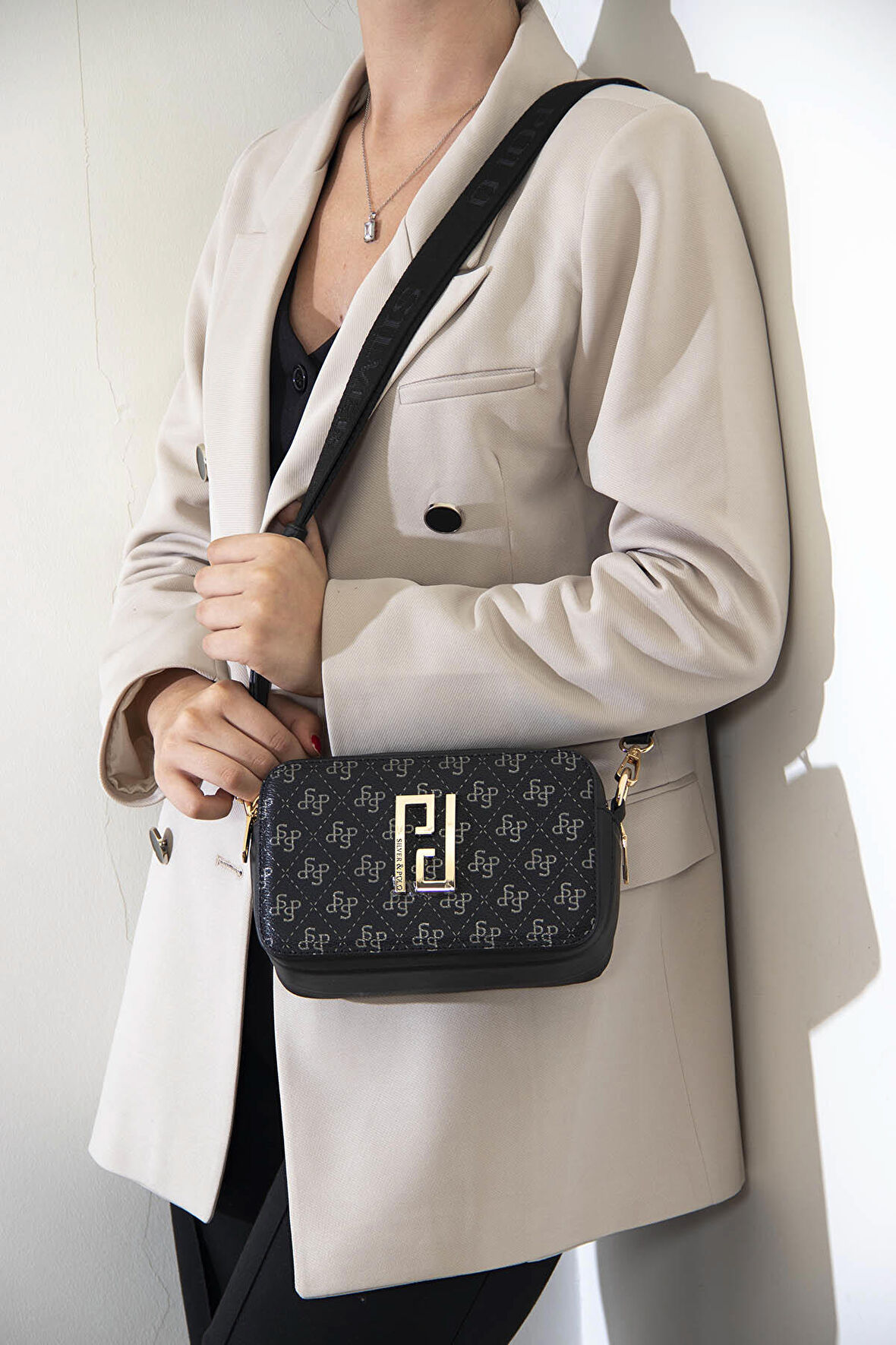 Silver Polo  Kadın Çapraz Çanta 1078-42681 ÇAPRAZ Kadın ÇANTASI M178 SİYAH PLATİN-MAT SİYAH