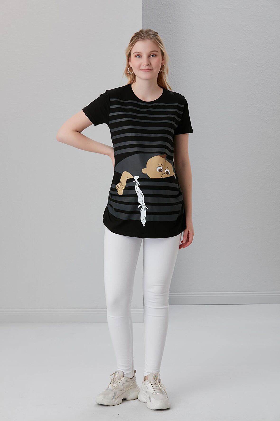 IŞŞIL 4505-Kurnaz Kaçış Viskon Hamile Kısa Kol T-Shirt