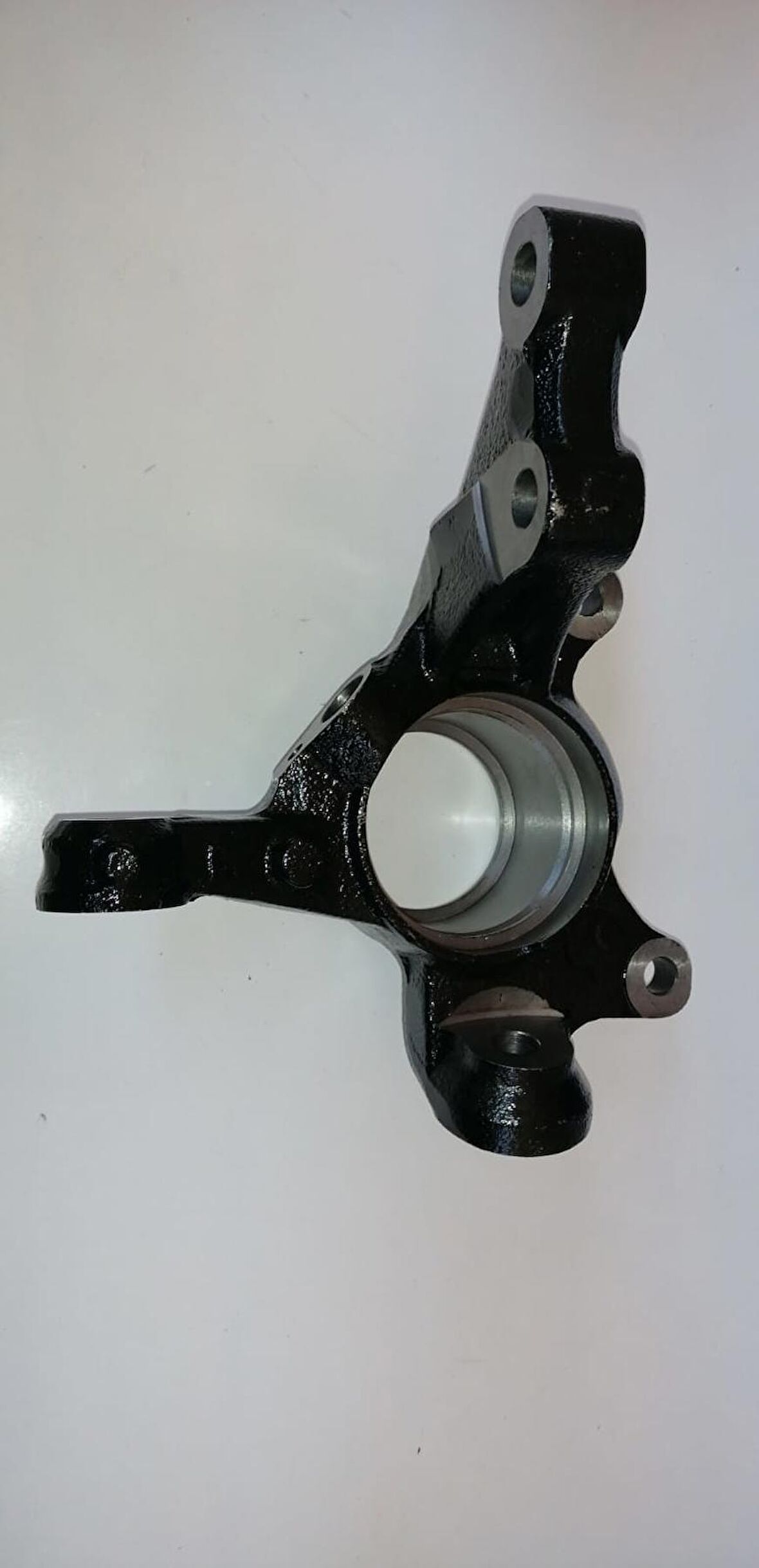 TAŞIYICI AKS COROLLA 02-05 ÖN LH