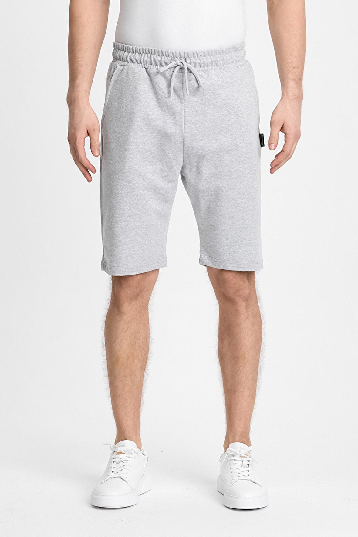  Erkek Gri Şort - Yan Cepli Beli Lastikli Regular Fit Rahat Kesim