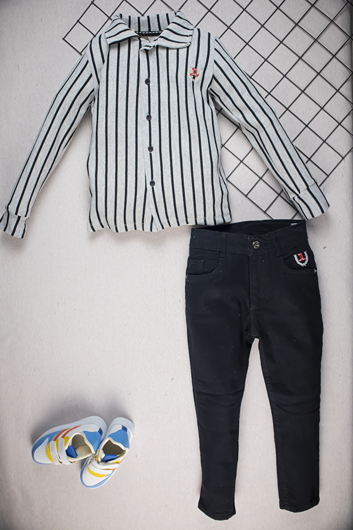 Erkek Çocuk Takım –Çizgili Gömlek ve Siyah Pantolon Kombini I Günlük ve Özel Günler İçin Çocuk Takım