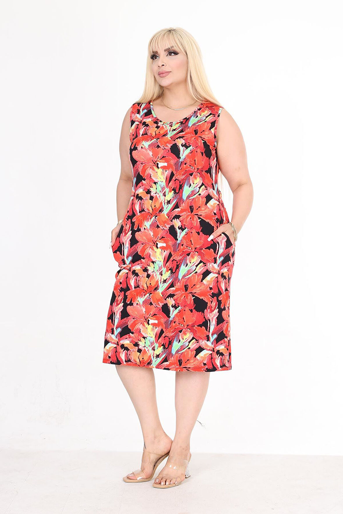 Yazlık Kolsuz Cepli Büyük Beden Elbise 43C-2578