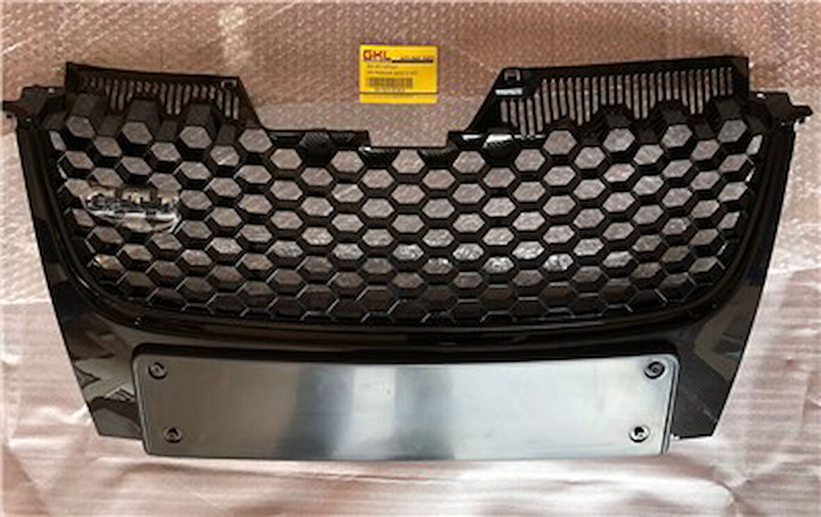 Golf5 Gti Ön Panjur Parlak Siyah Parlak Siyah Çizgili Gtı Yazılı Modifiye 2004-2009