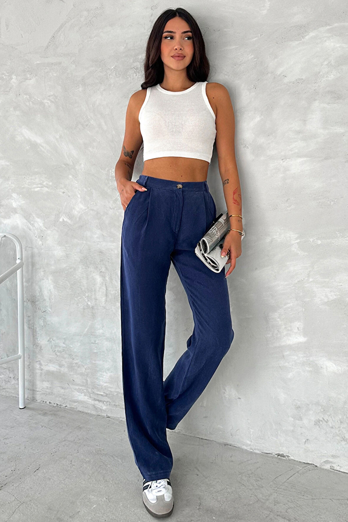Kadın Eco-Touch Pantolon – Cepli, Lastikli Bel, Günlük Rahat Kesim Lacivert