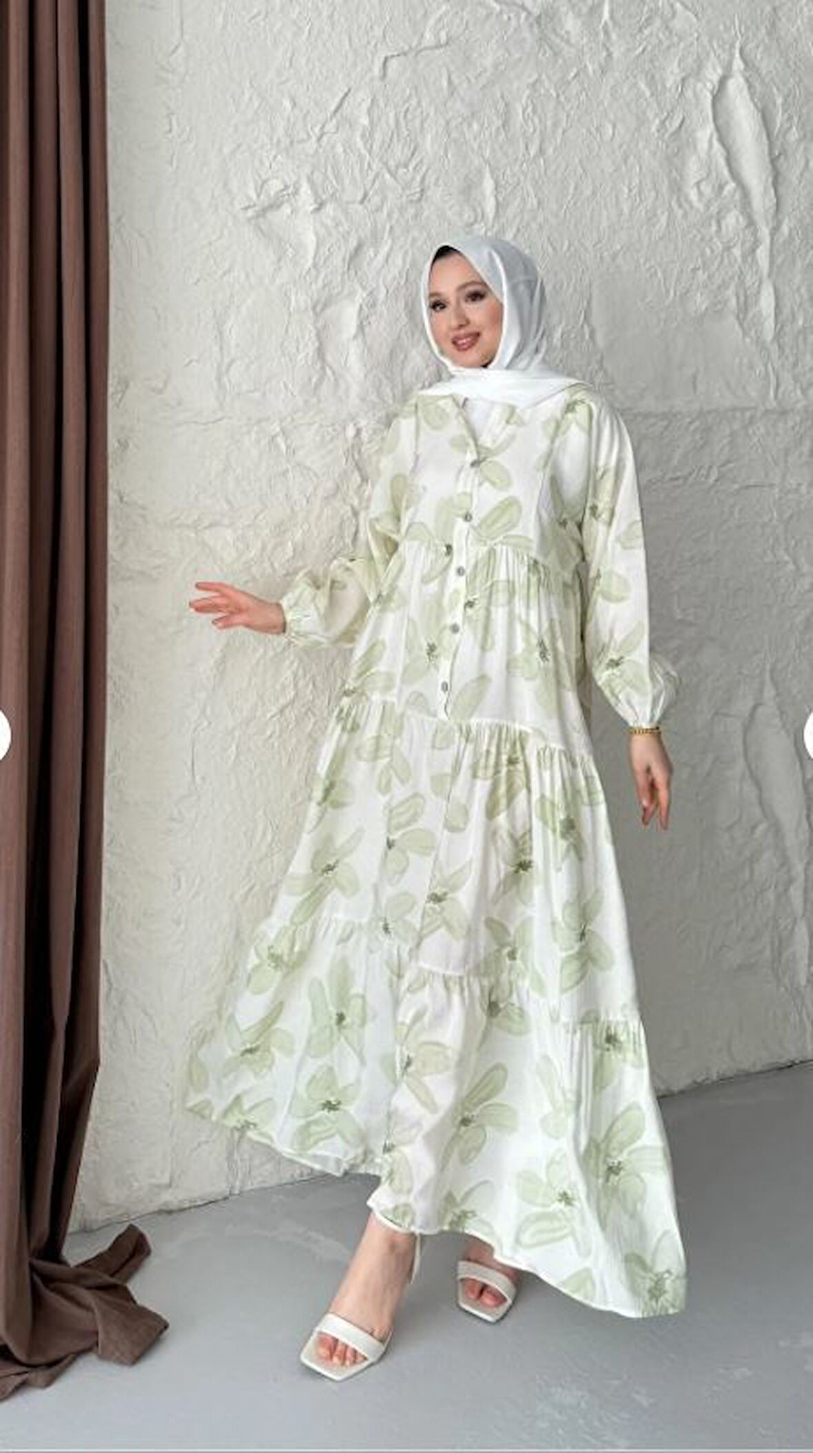 MODAL KUMAŞ ÇİÇEKLİ DÜĞMELİ ELBİSE - YEŞİL