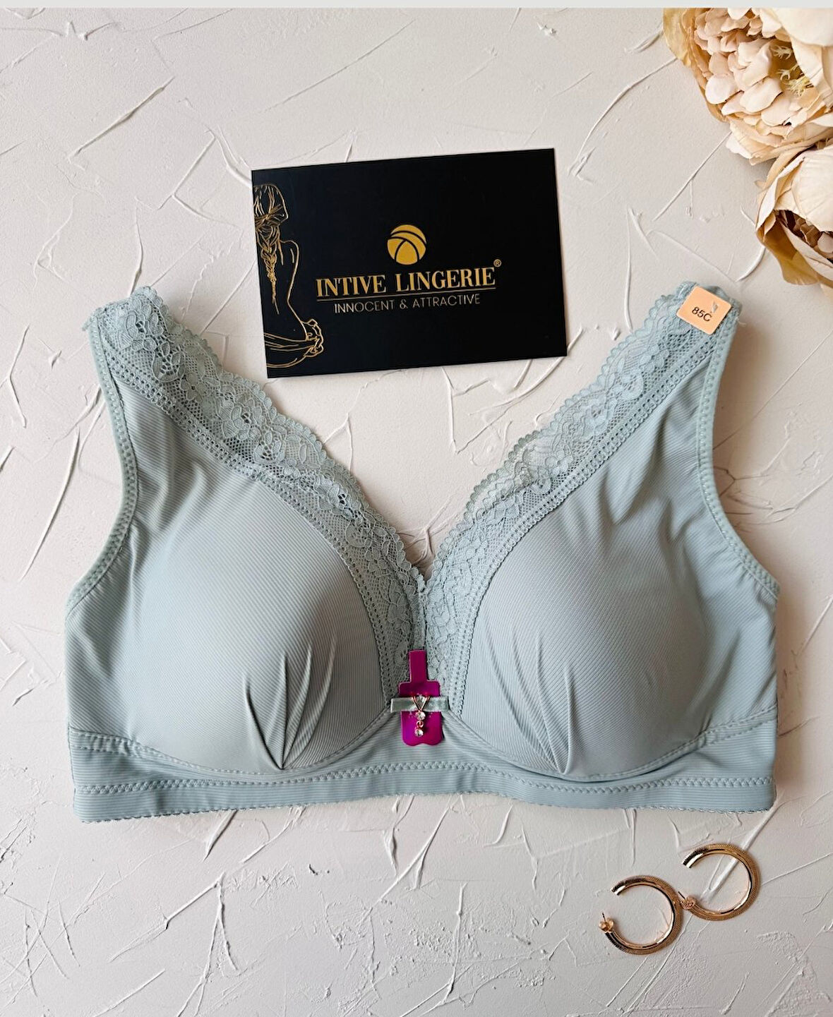 Harper Balensiz Desteksiz V Yaka Kesim Kaplı Dantelli Ultra Kaliteli Rahat C Cup Sütyen