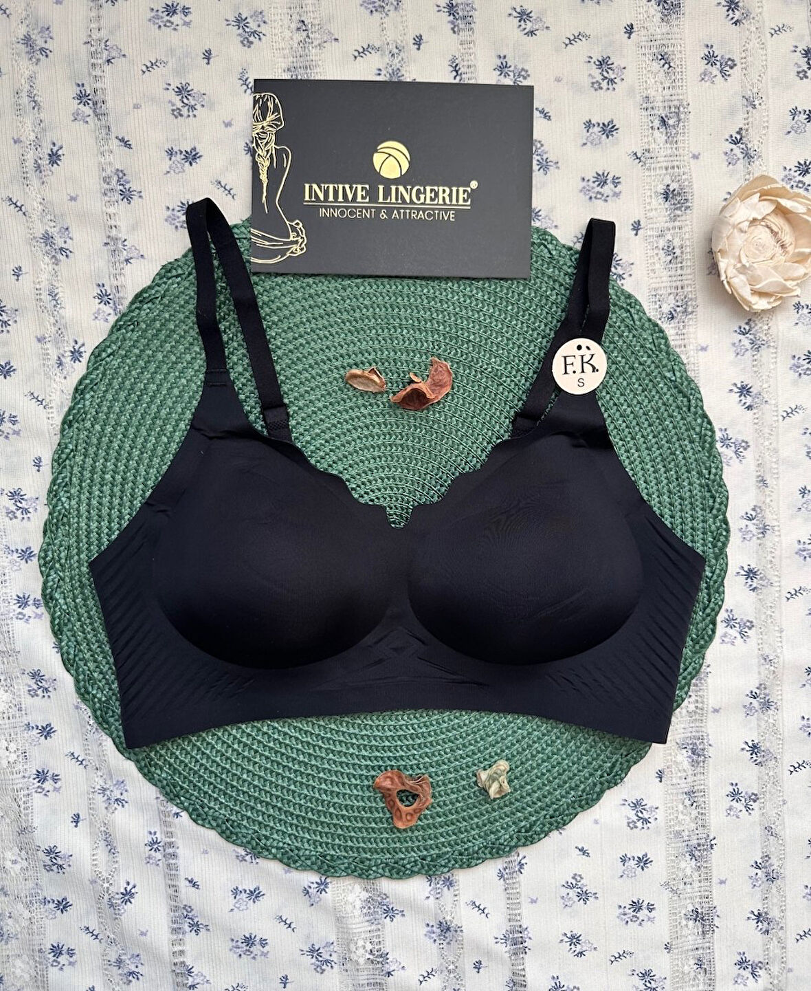 Layla İthal Buz İpek (İce-Silk) Ultra İnce Rahat Nefes Alır Görünmez Lazer Dikişsiz Sütyen