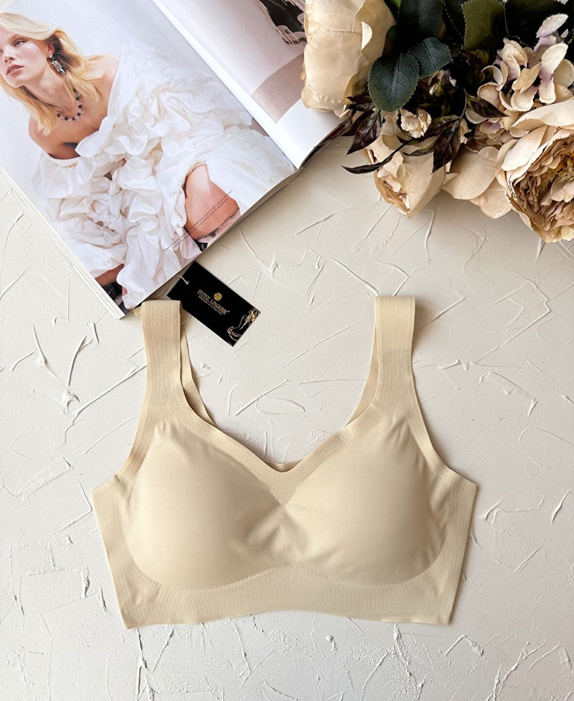 Intive Balensiz Dikişsiz Push-up Çıkarılabilir Padli Invisible (Görünmez) Bralet - İthal Bra