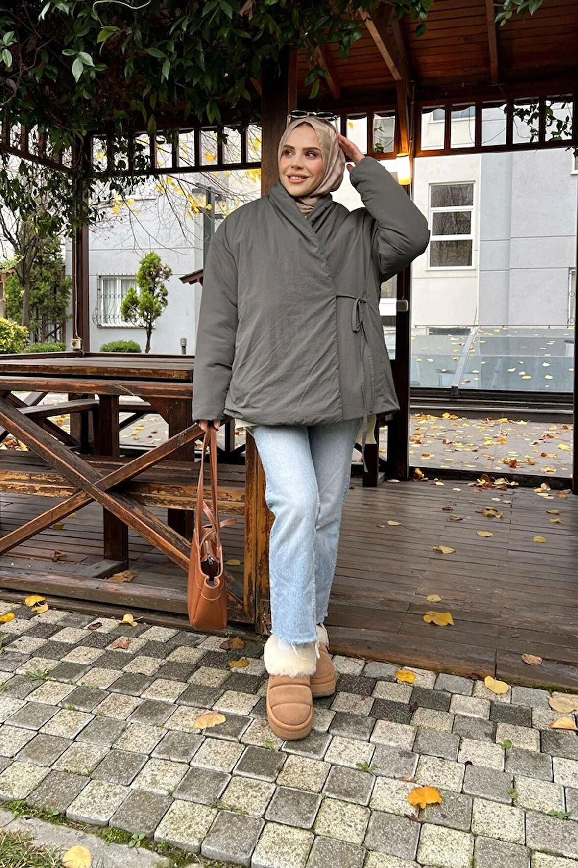 Lorena Kısa Kuşaklı Zara Model Şişme Mont TNS-4432