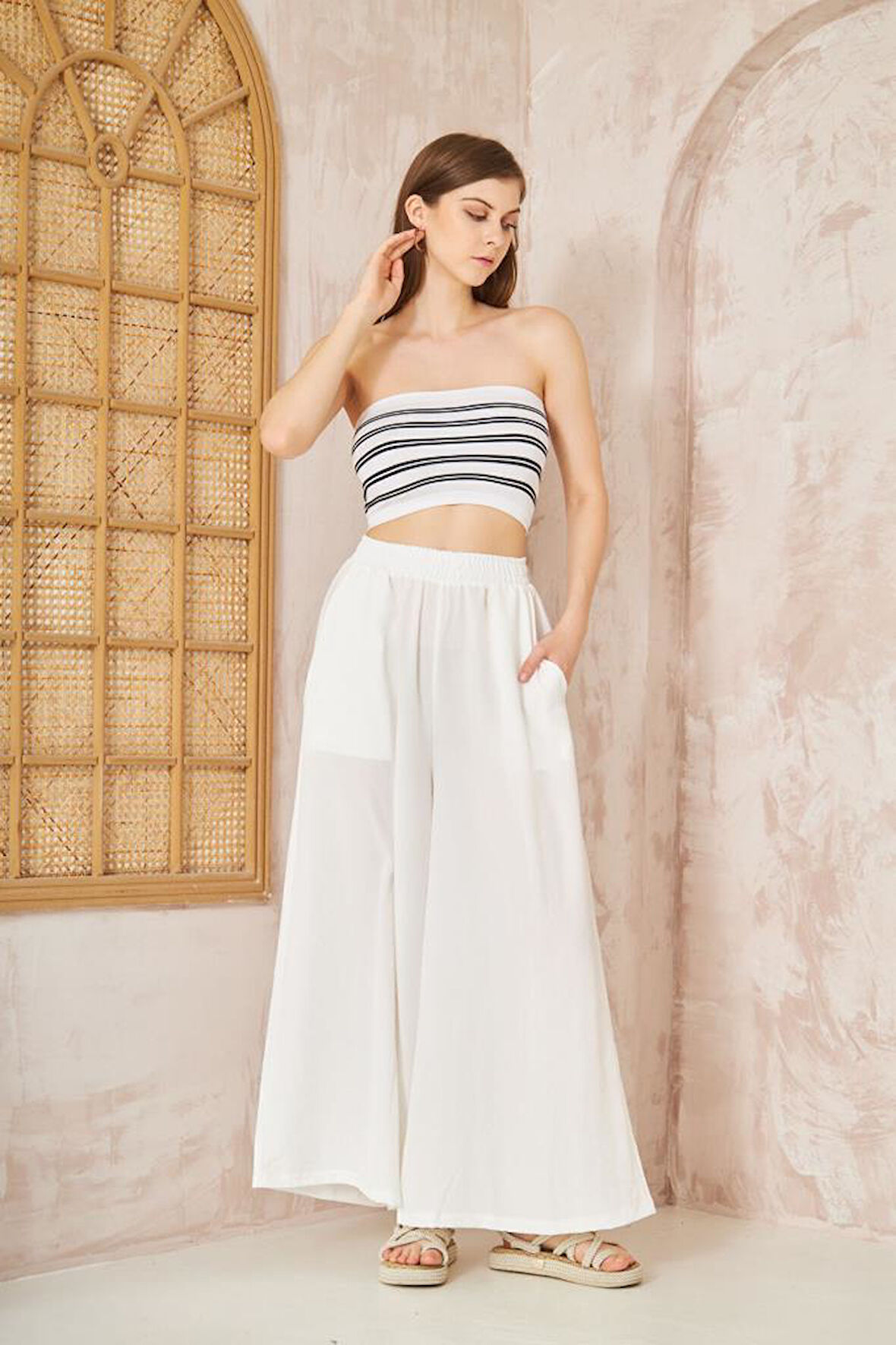 Kadın Beli Lastikli Cepli Bol Paça Salaş Oversize Bej Yumuşak Dokulu Rahat Pantolon  3391200