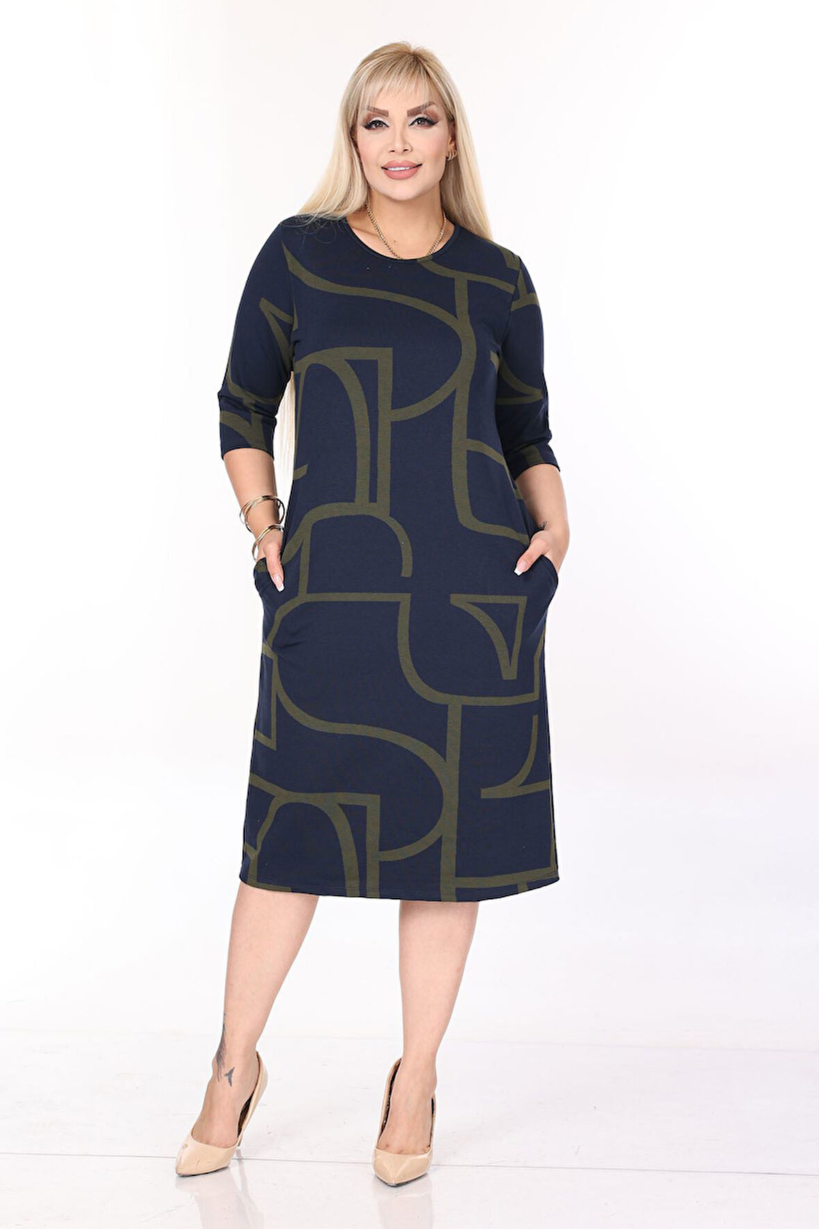 Çift Cepli Desenli Esnek Kışlık Büyük Beden Midi Elbise 44A-2708