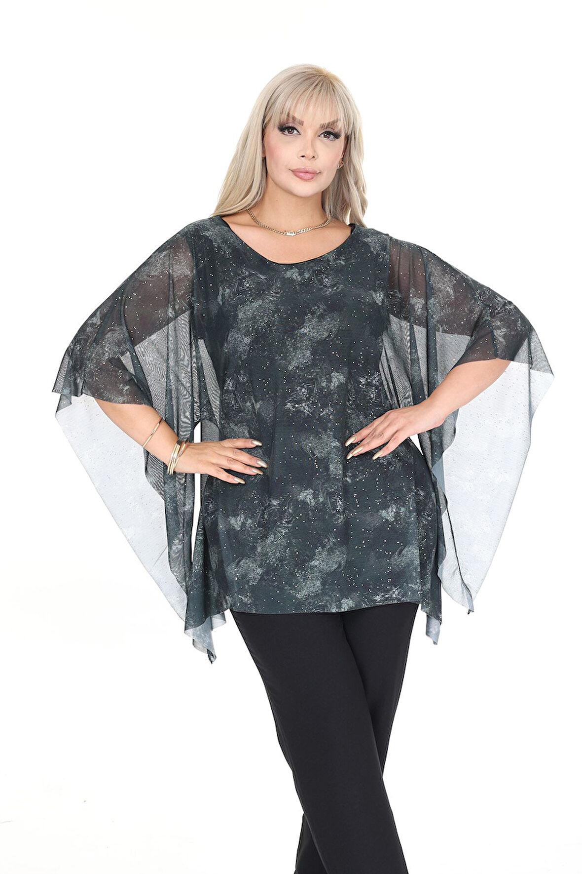 Büyük Beden Sim ve Kol Detaylı Akışkan Bluz 44C-2695