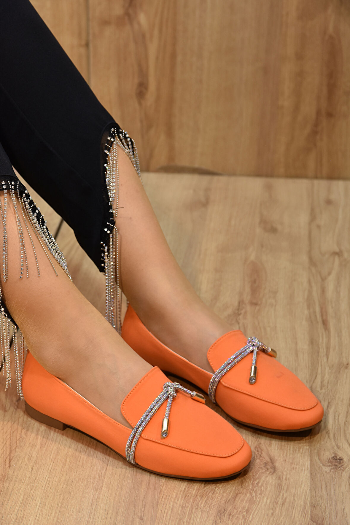 Prego Taş Fiyonk Detaylı Günlük Kadın Saten Babet TURUNCU