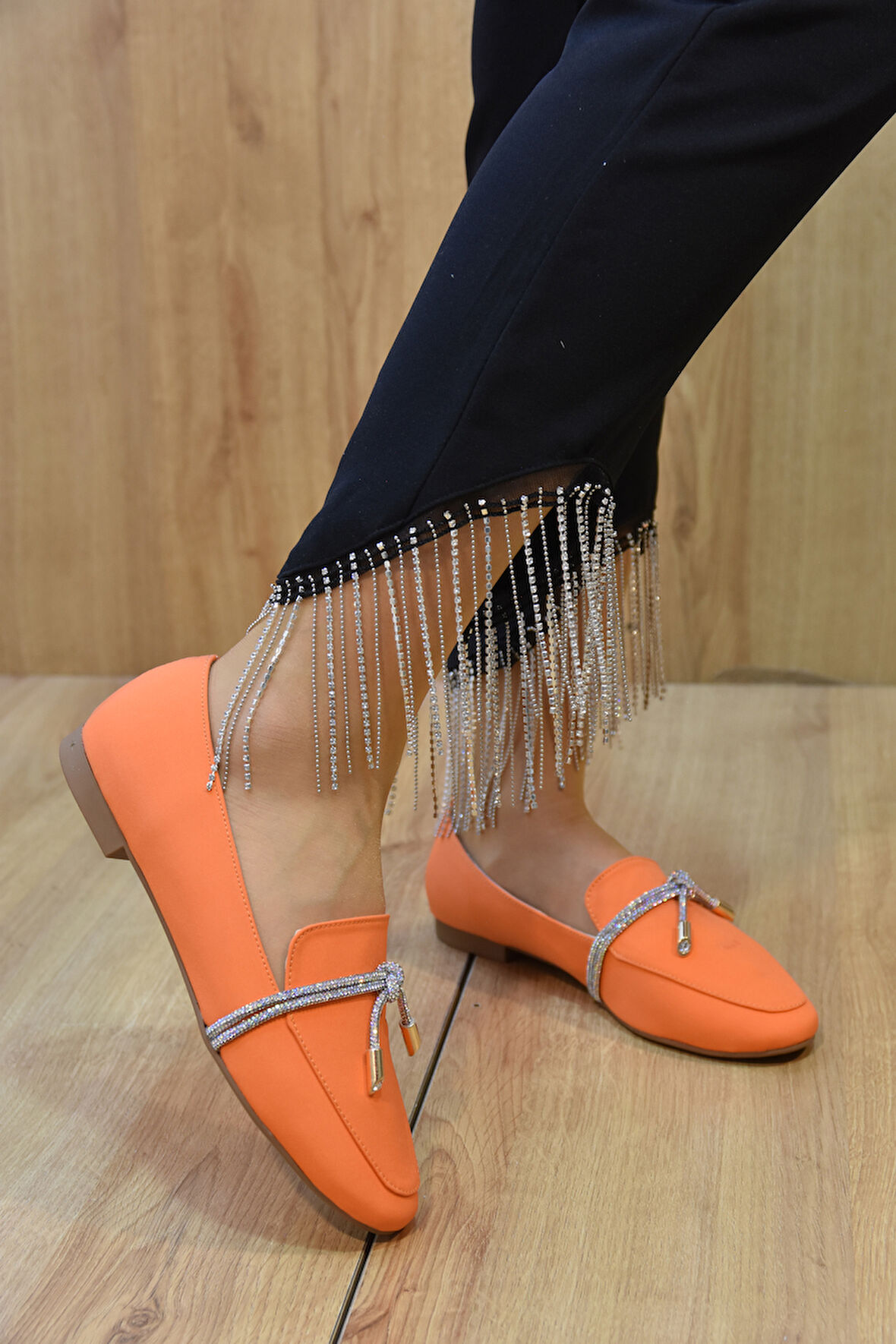 Prego Taş Fiyonk Detaylı Günlük Kadın Saten Babet TURUNCU