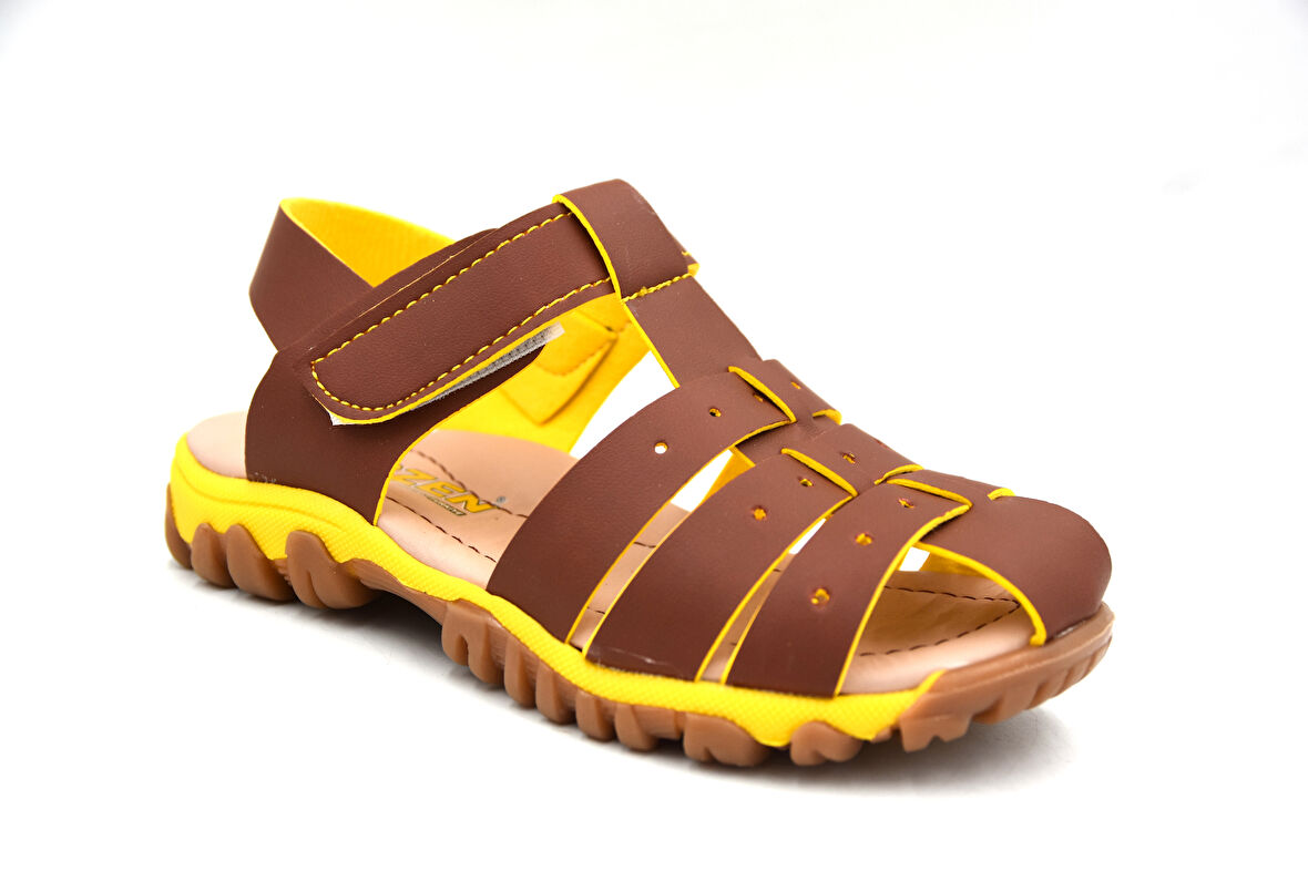 Prego (Arzen) Ortapedi Termo Kaymaz Taban Burnu Kapalı Cırtlı Erkek Çocuk Sandalet KAHVE