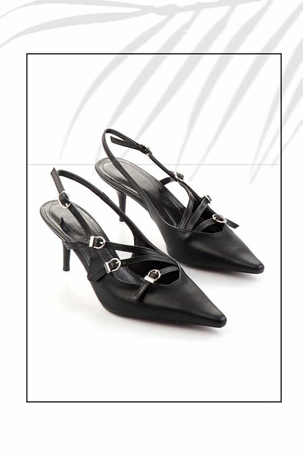 Prego (Pine Cone) 3 Toka Detaylı Topuklu Kadın Ayakkabı SİYAH