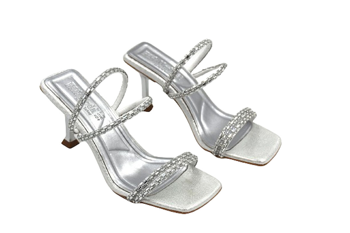 Prego (Park Moda) Taş Biye Detaylı Topuklu Kadın Terlik GUMÜŞ