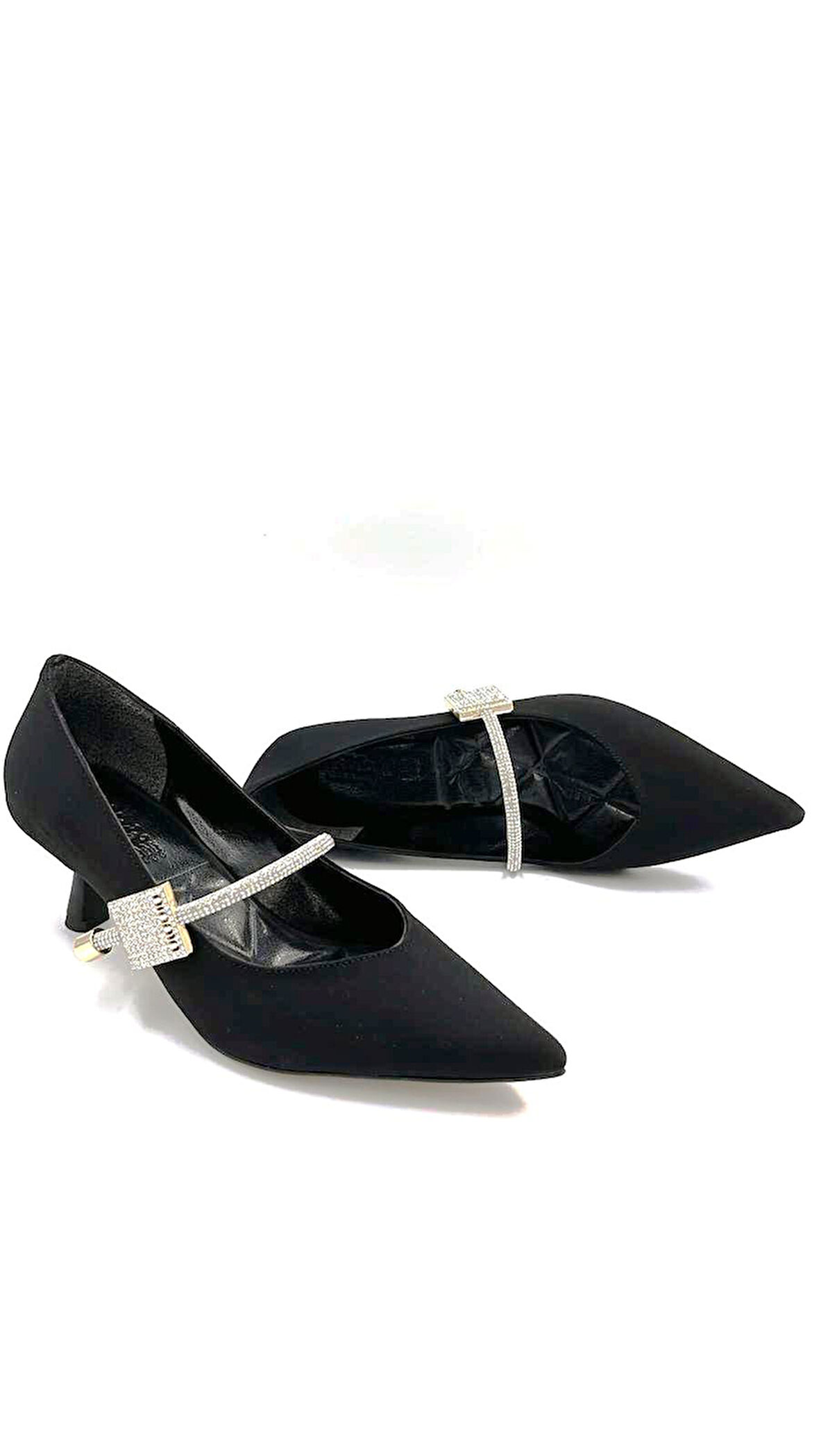 Beyaz (Park Moda) Suna Taş Biye Detaylı İnce Alçak Topuklu Günlük Kadın Ayakkabı SİYAH