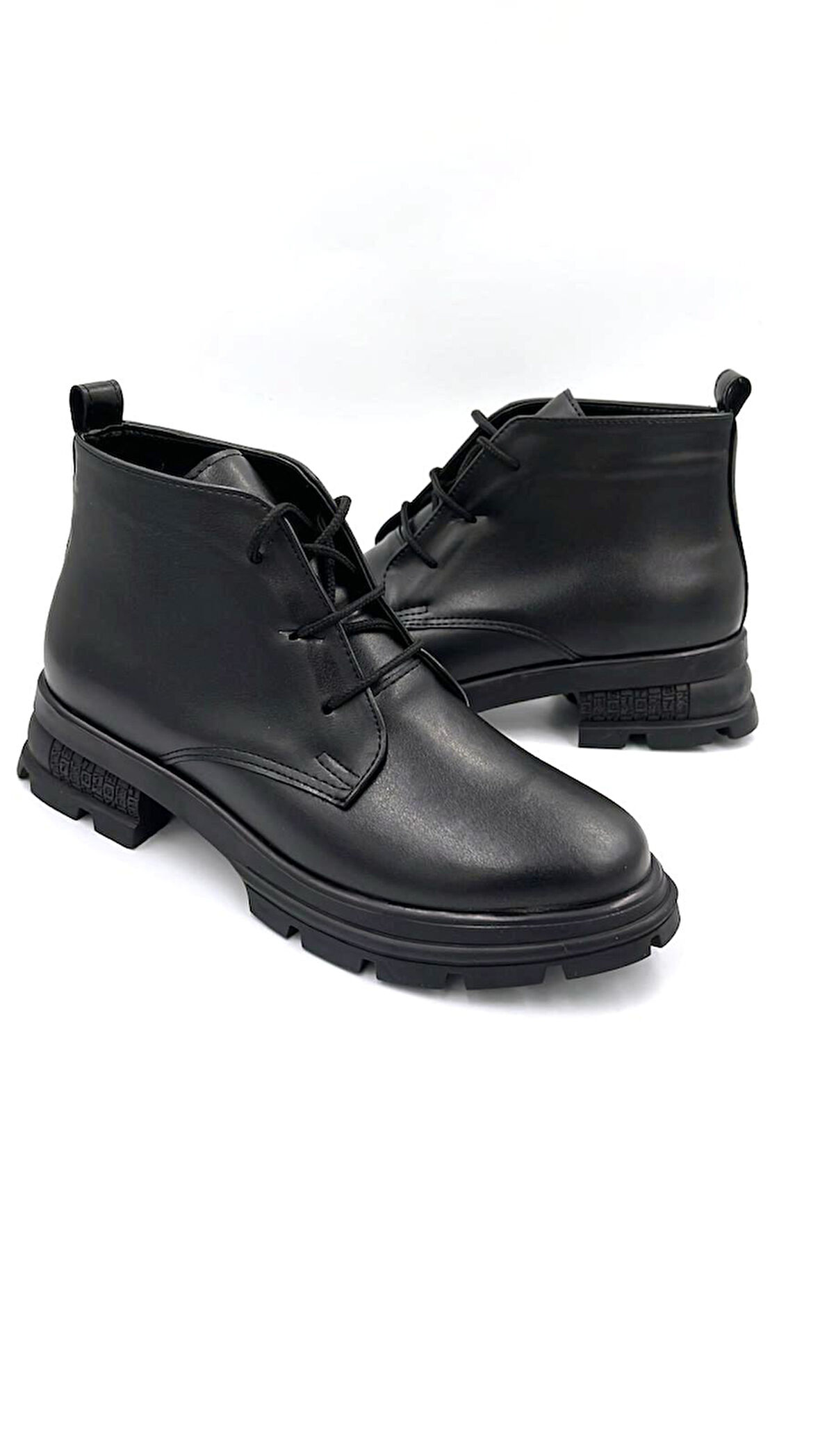 Beyaz (Park Moda) Soly  Poli Hafif Taban Bağcıklı Günlük Kadın Bot SİYAH