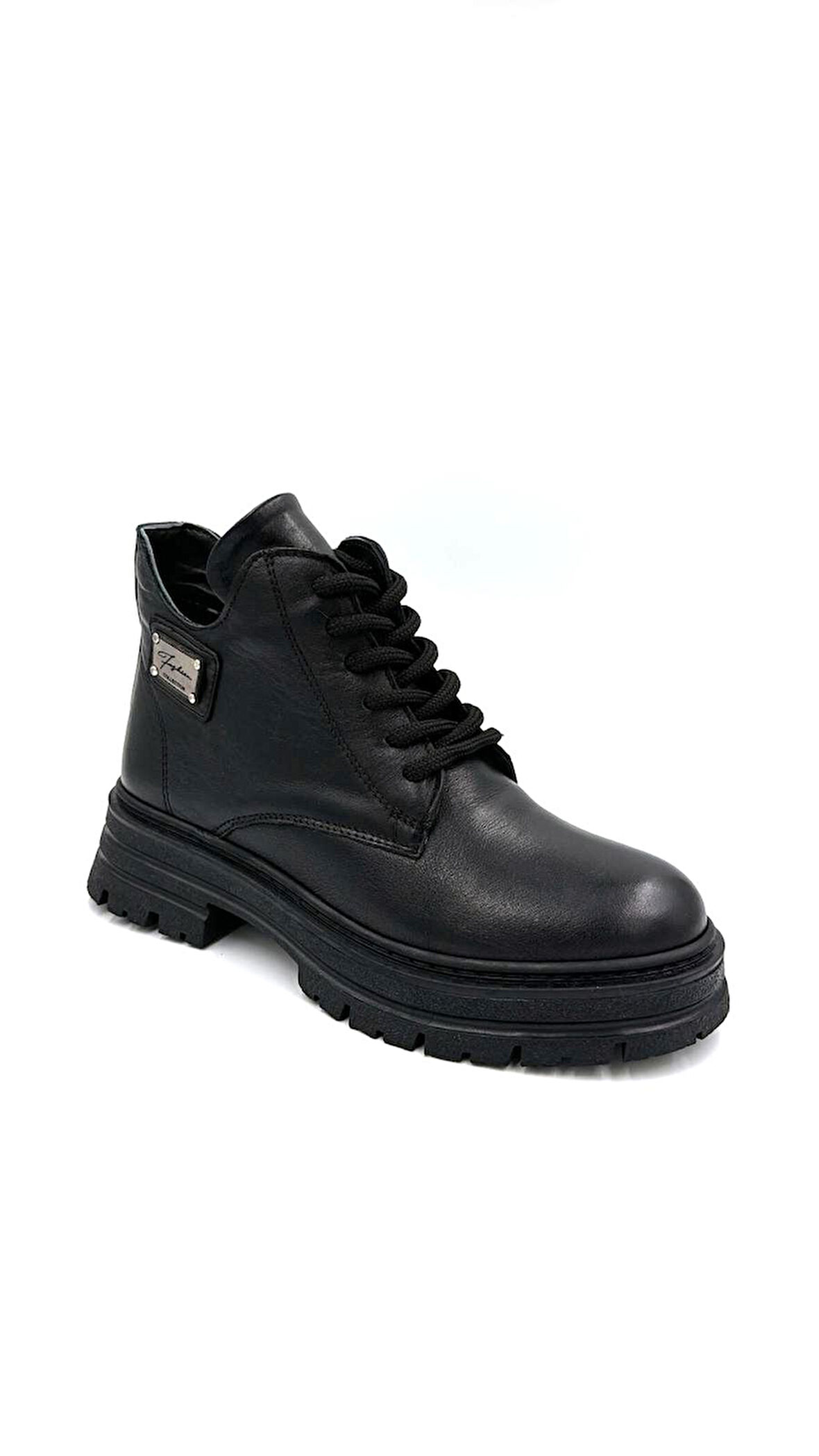 Beyaz Bns Hakiki Deri Termo Kaymaz Taban Bağcıklı Günlük Kadın Bot SİYAH