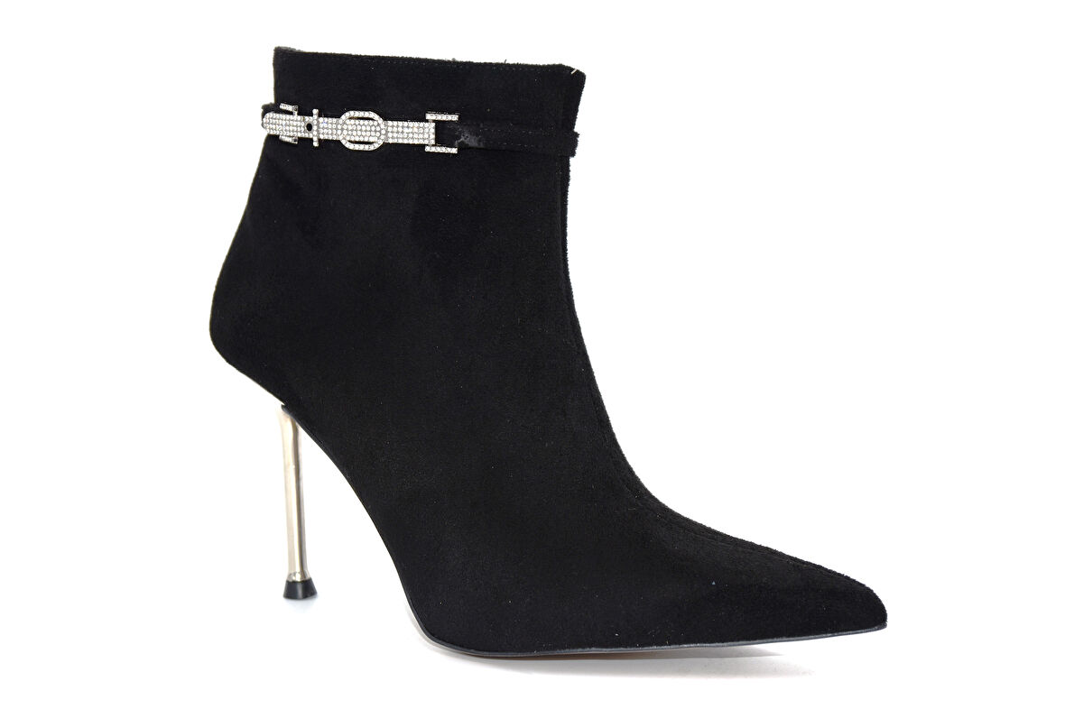 Beyaz Loni İnce Gümüş Topuklu Taş Toka Detaylı Sivri Burun Kadın Kısa Bot SİYAH